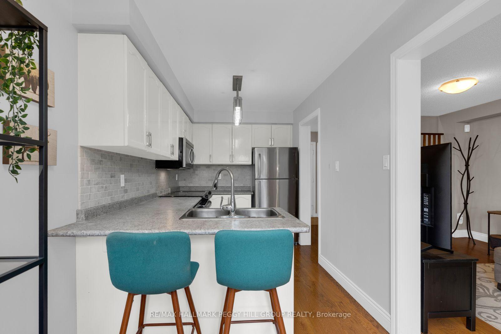 Photo 4 of 104 Leslie Avenue, Barrie, Holly — HOMEH