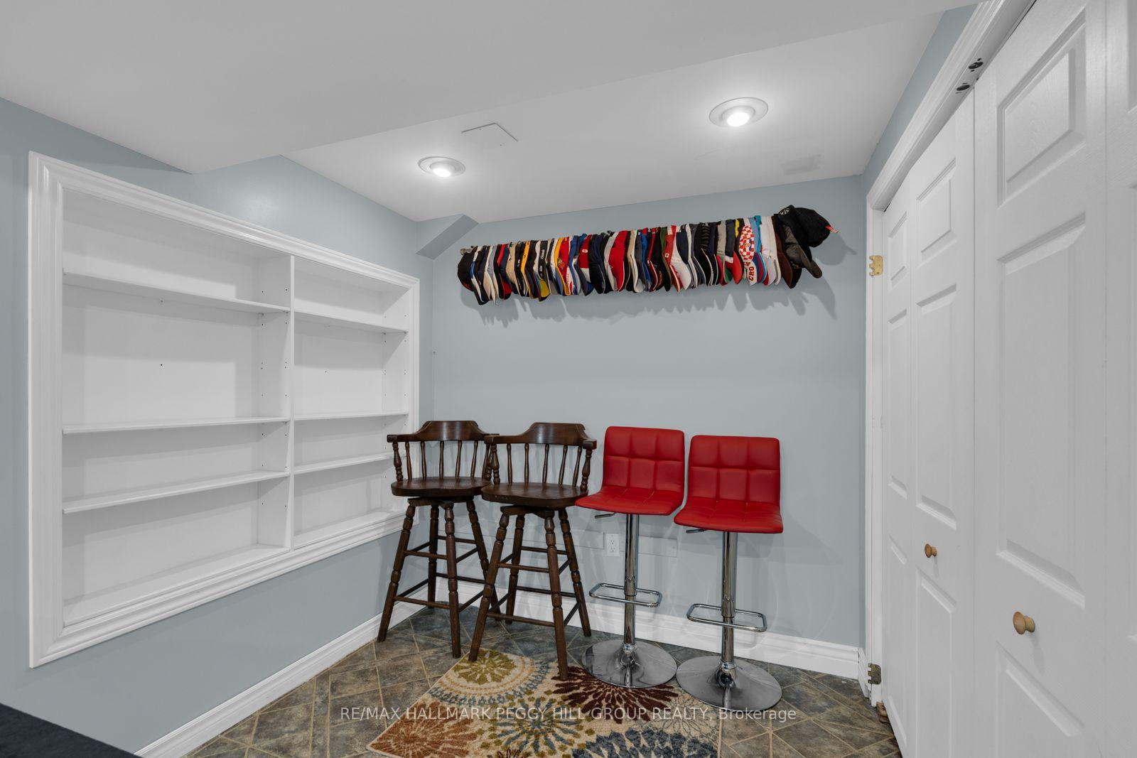 Photo 12 of 104 Leslie Avenue, Barrie, Holly — HOMEH