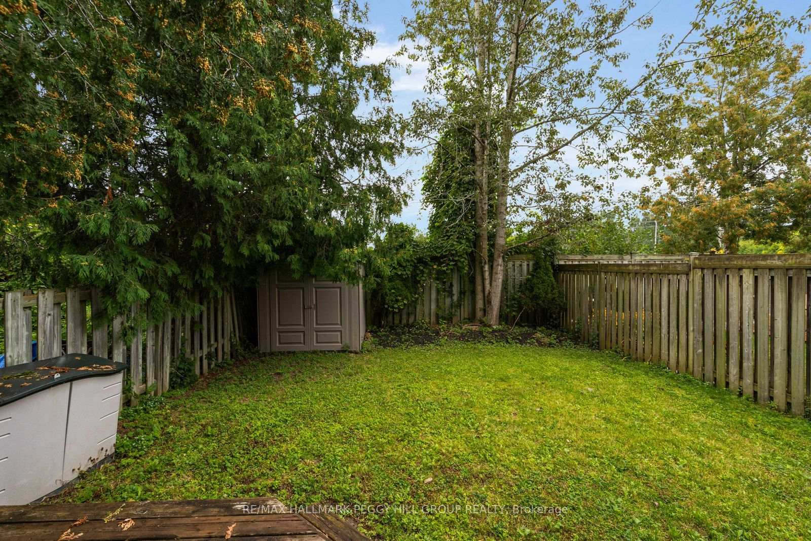 Photo 15 of 104 Leslie Avenue, Barrie, Holly — HOMEH