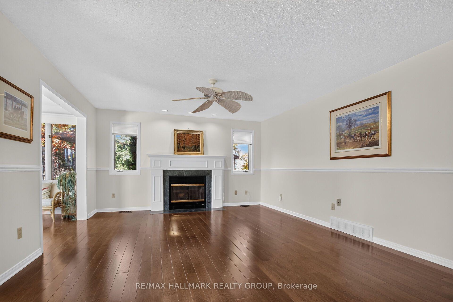 Photo 24 of 20 Halldorson Crescent, Ottawa, Kanata - Kanata Lakes/Heritage Hills — HOMEH