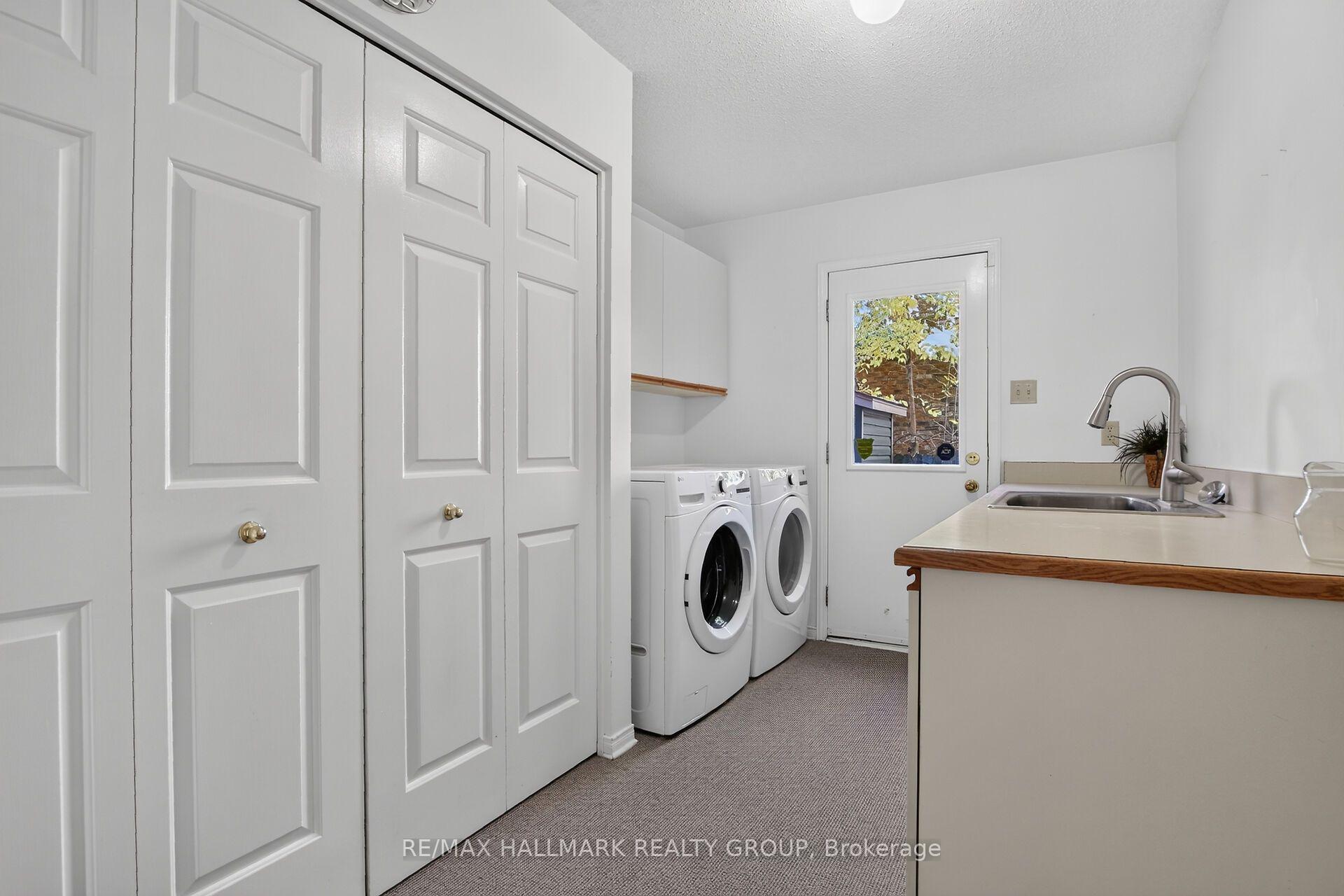 Photo 26 of 20 Halldorson Crescent, Ottawa, Kanata - Kanata Lakes/Heritage Hills — HOMEH