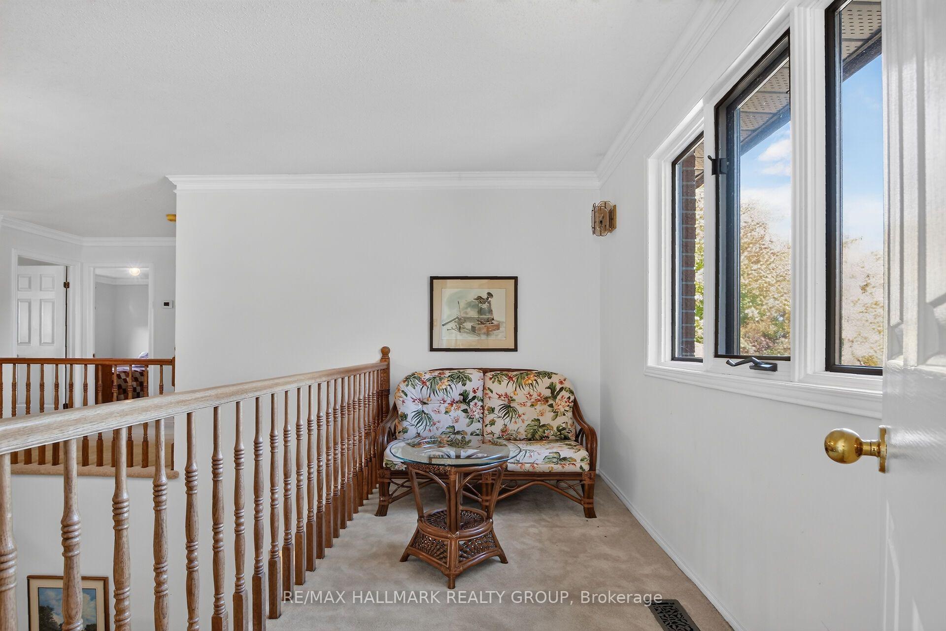 Photo 29 of 20 Halldorson Crescent, Ottawa, Kanata - Kanata Lakes/Heritage Hills — HOMEH