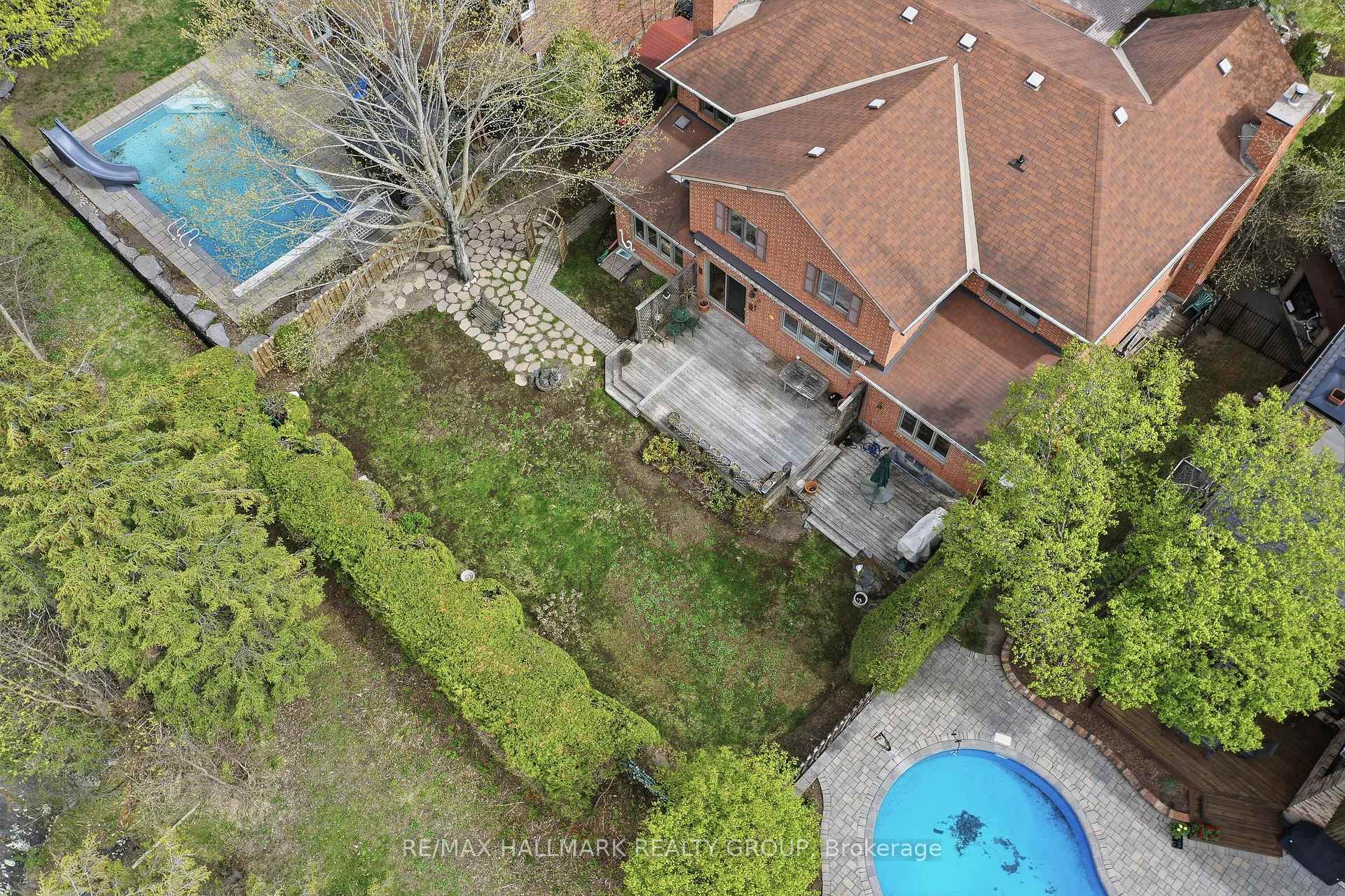 Photo 42 of 20 Halldorson Crescent, Ottawa, Kanata - Kanata Lakes/Heritage Hills — HOMEH