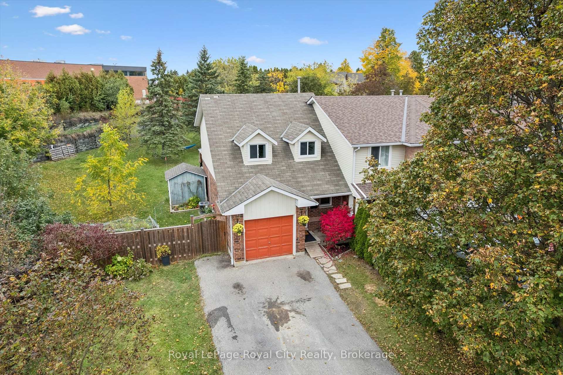 Photo 2 of 41 Grandridge Crescent, Guelph, Willow West/Sugarbush/West Acres — HOMEH