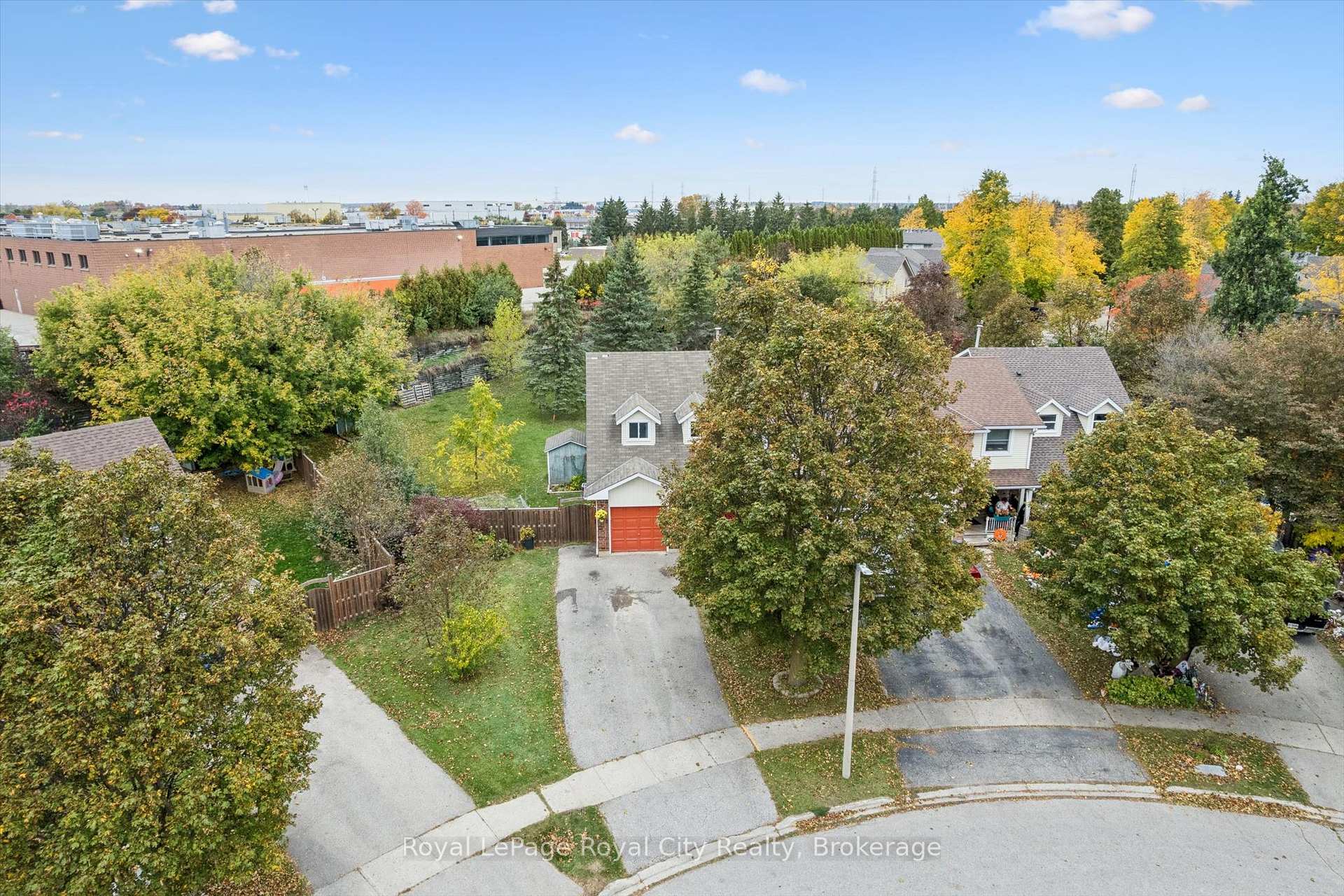 Photo 40 of 41 Grandridge Crescent, Guelph, Willow West/Sugarbush/West Acres — HOMEH