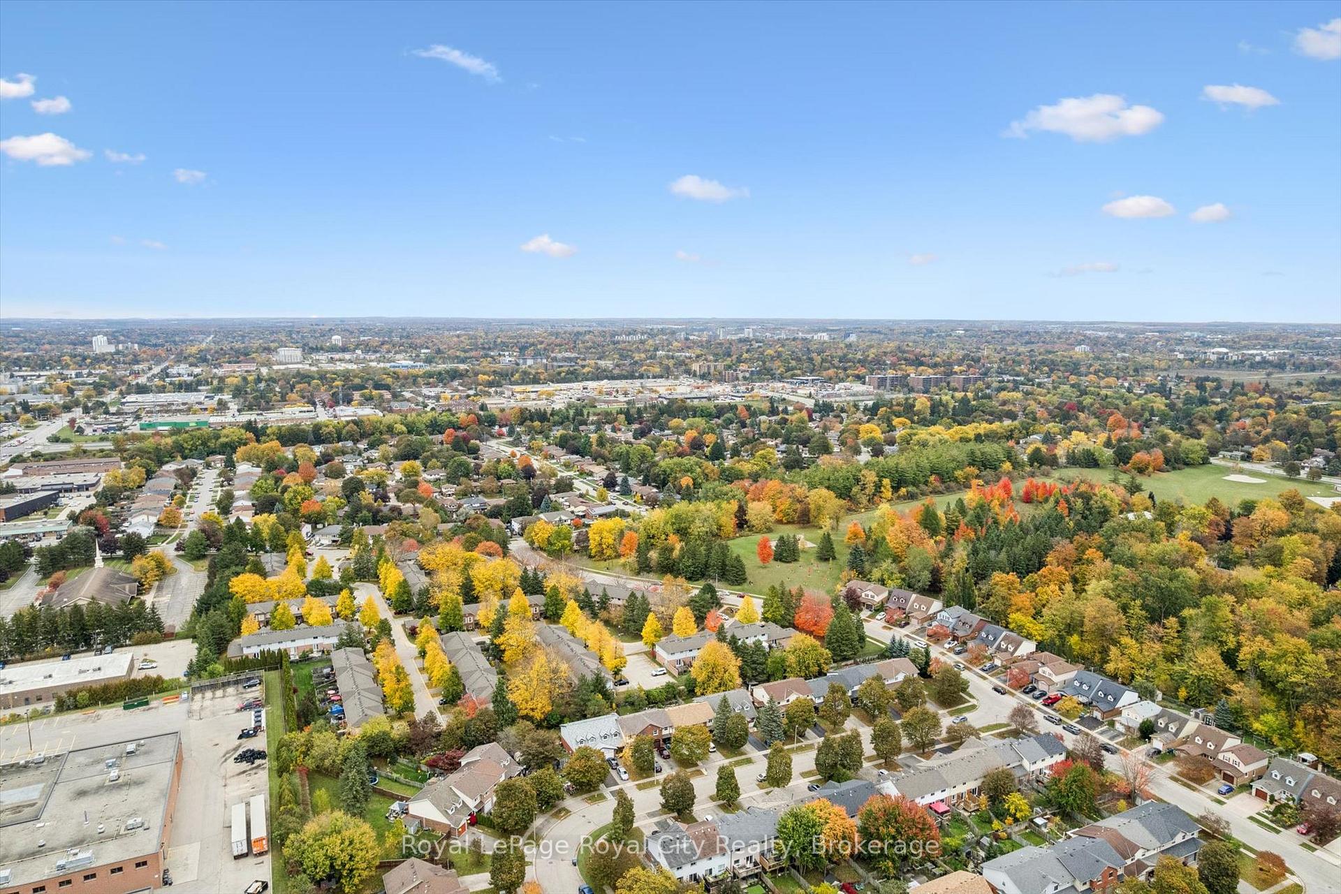 Photo 41 of 41 Grandridge Crescent, Guelph, Willow West/Sugarbush/West Acres — HOMEH