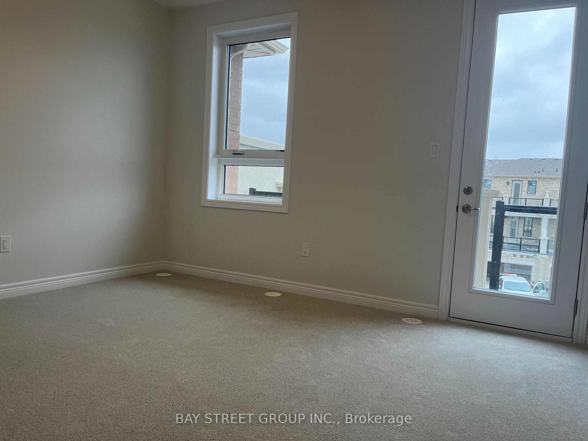 Photo 15 of 26 Robert Eaton Avenue, Markham, Middlefield — HOMEH