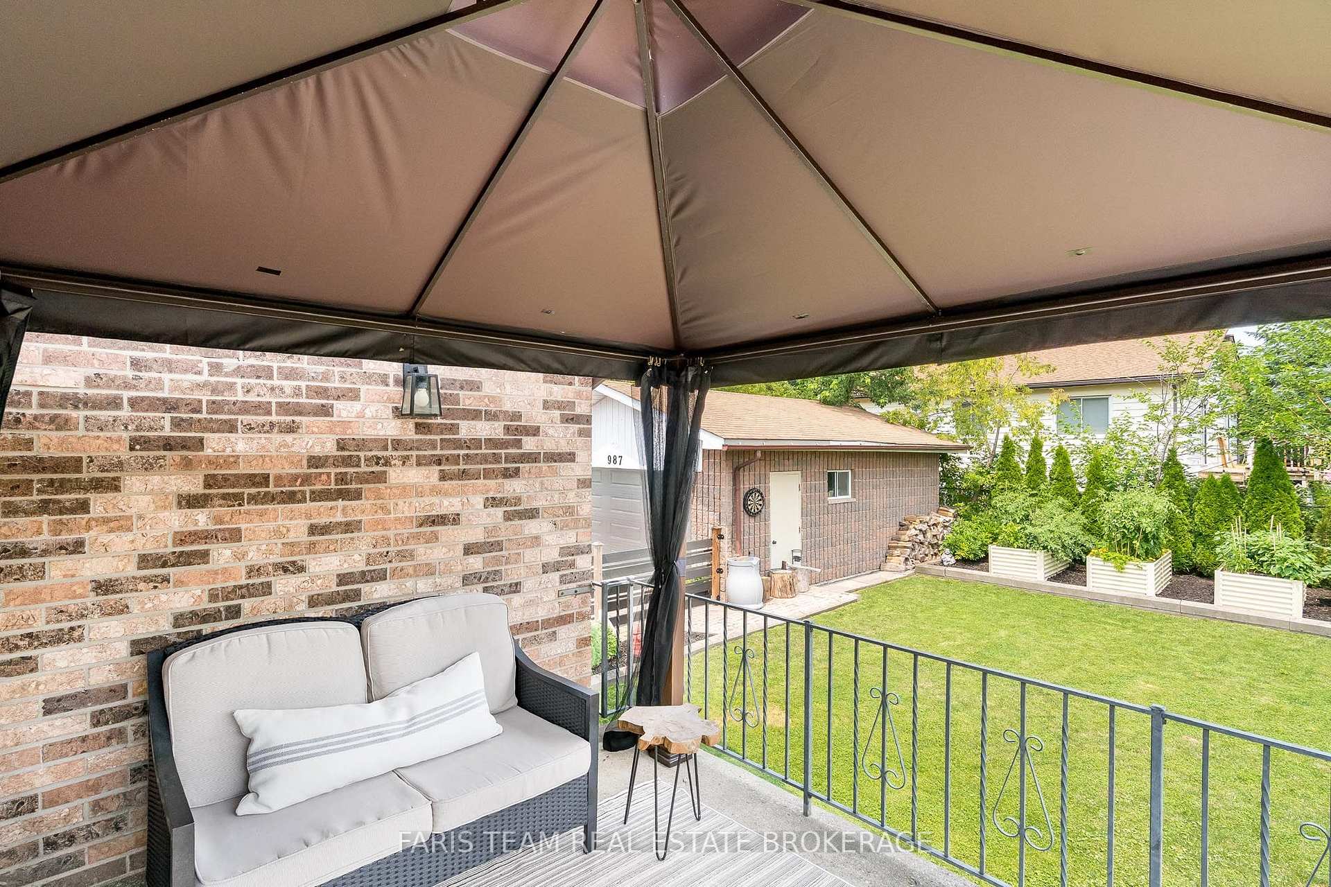 Photo 22 of 987 Isabella Street, Innisfil, Rural Innisfil — HOMEH