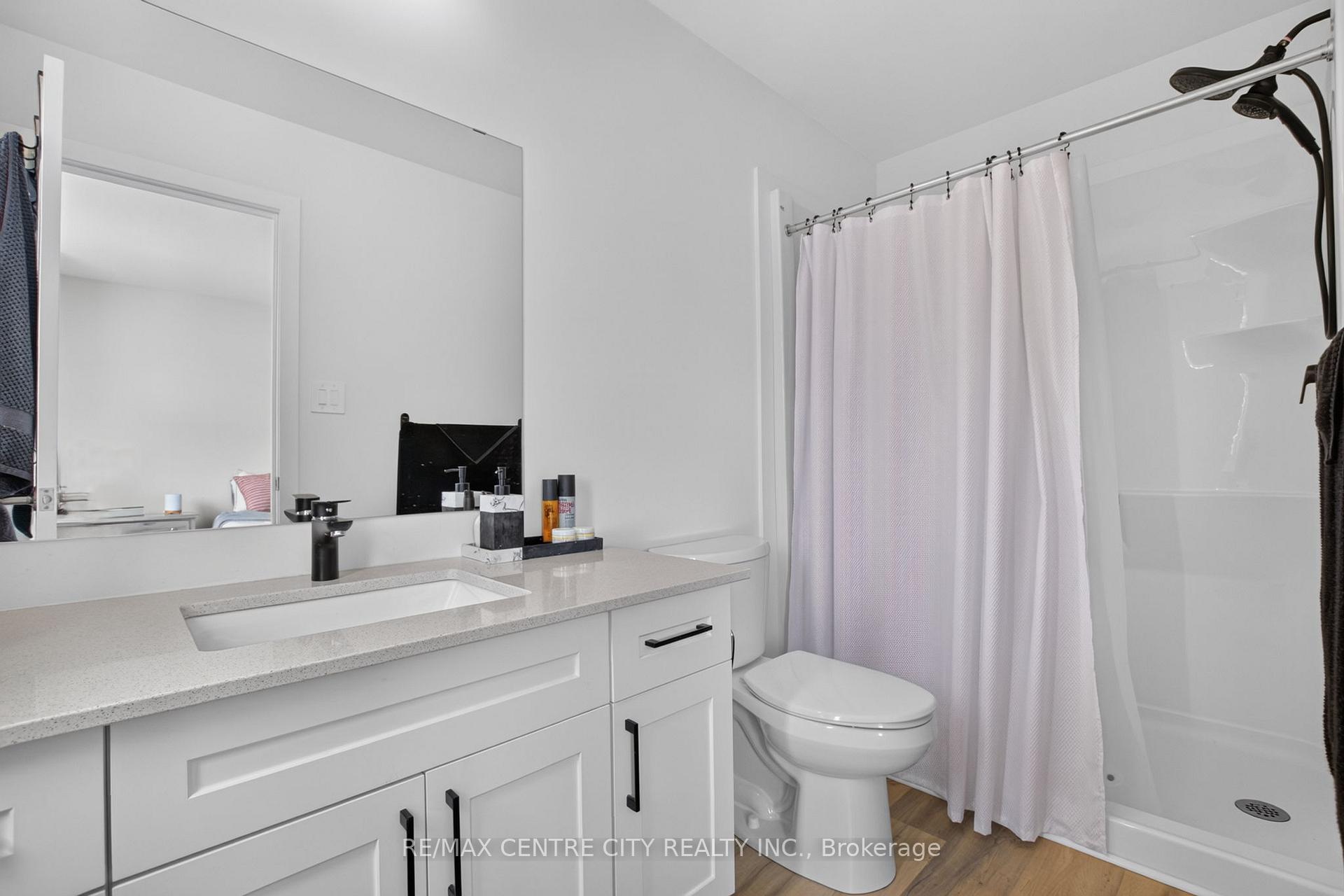 Photo 28 of Unit 56, 1595 Capri Crescent, London, North S — HOMEH