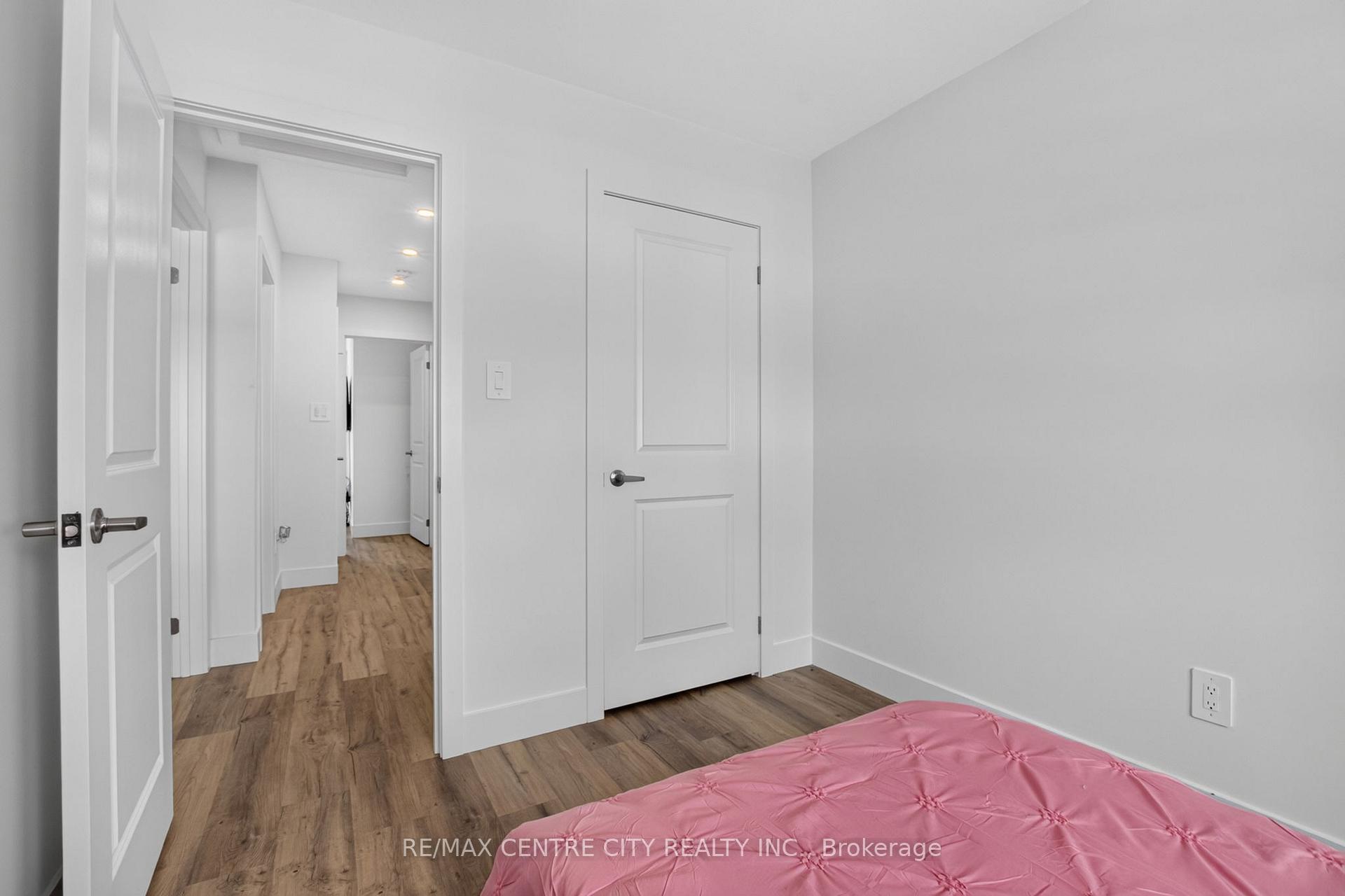 Photo 30 of Unit 56, 1595 Capri Crescent, London, North S — HOMEH