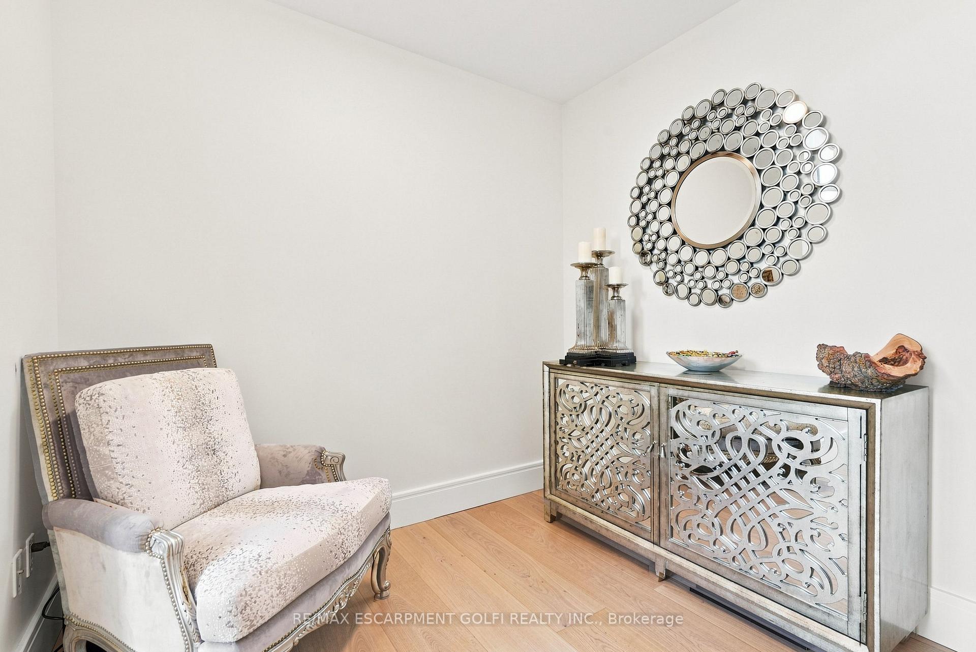 Photo 4 of Unit PH5, 112 King Street E, Hamilton, Beasley — HOMEH
