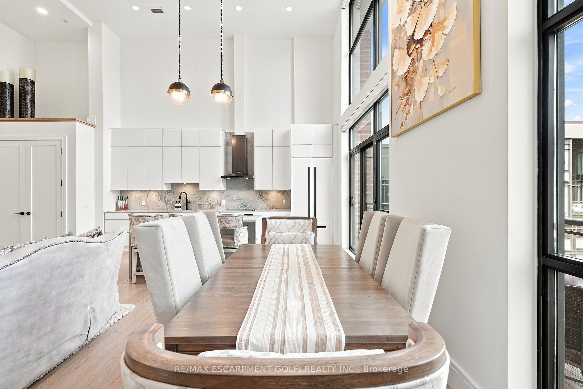 Photo 10 of Unit PH5, 112 King Street E, Hamilton, Beasley — HOMEH