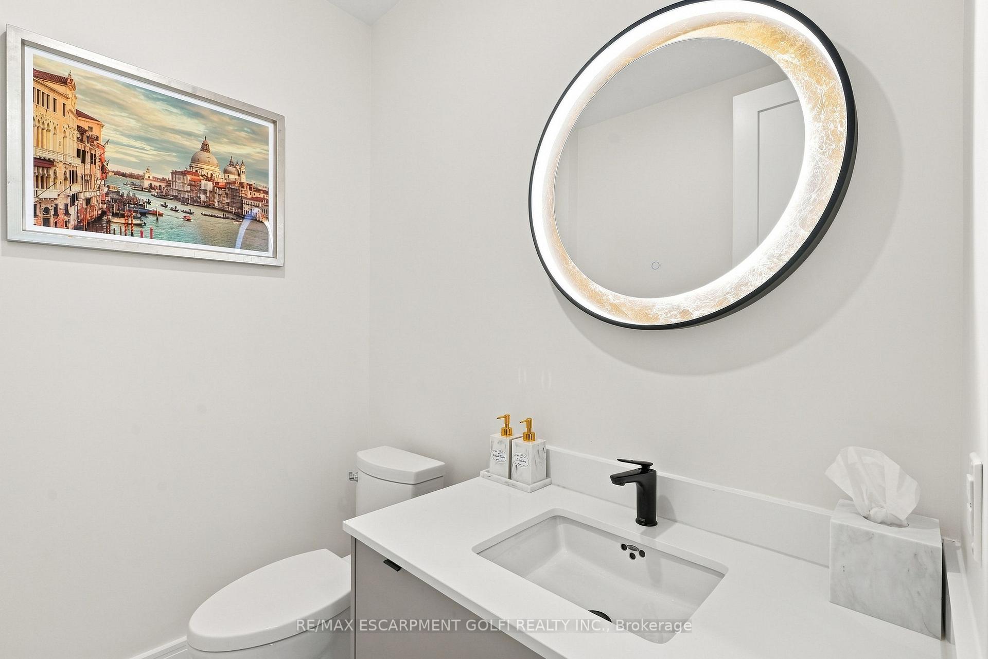 Photo 14 of Unit PH5, 112 King Street E, Hamilton, Beasley — HOMEH