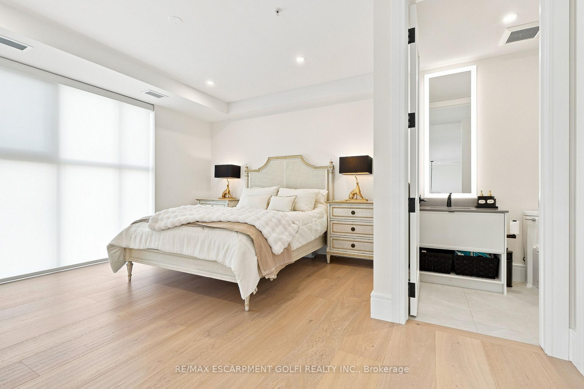 Photo 24 of Unit PH5, 112 King Street E, Hamilton, Beasley — HOMEH