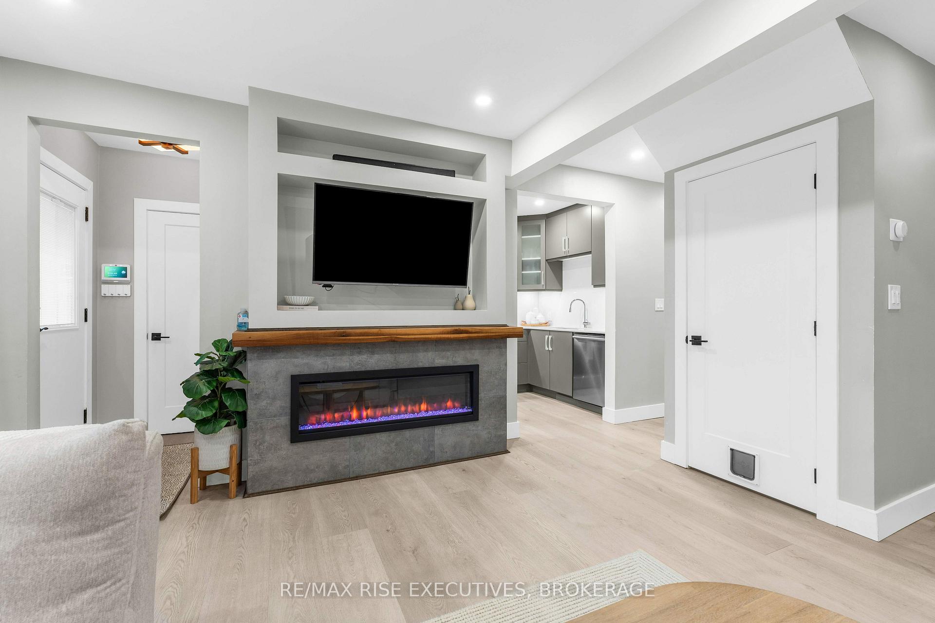 Photo 7 of 333 Palace Road, Kingston, Central City East — HOMEH