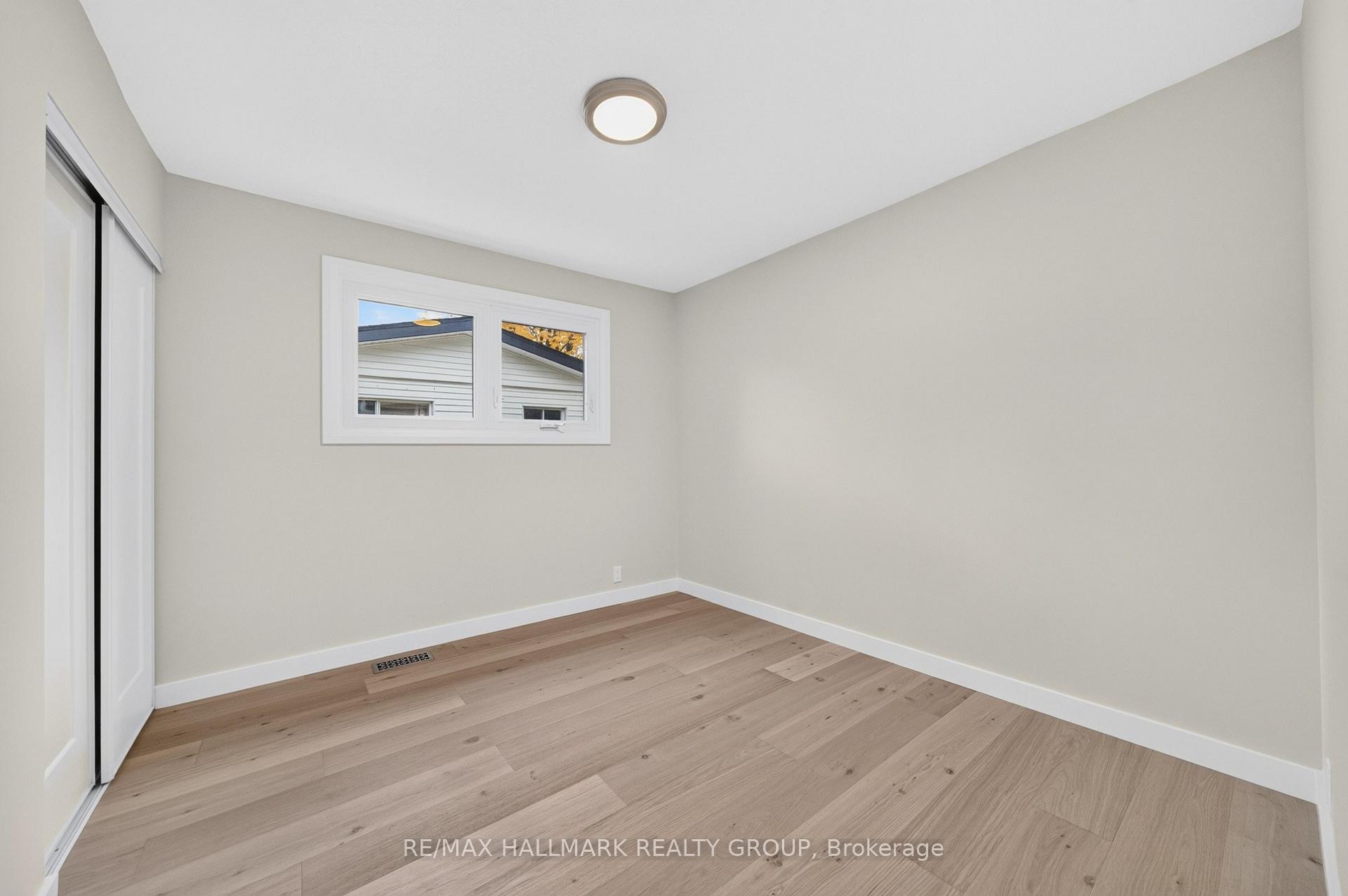 Photo 20 of 9 Cleadon Drive, Ottawa, Crystal Beach — HOMEH