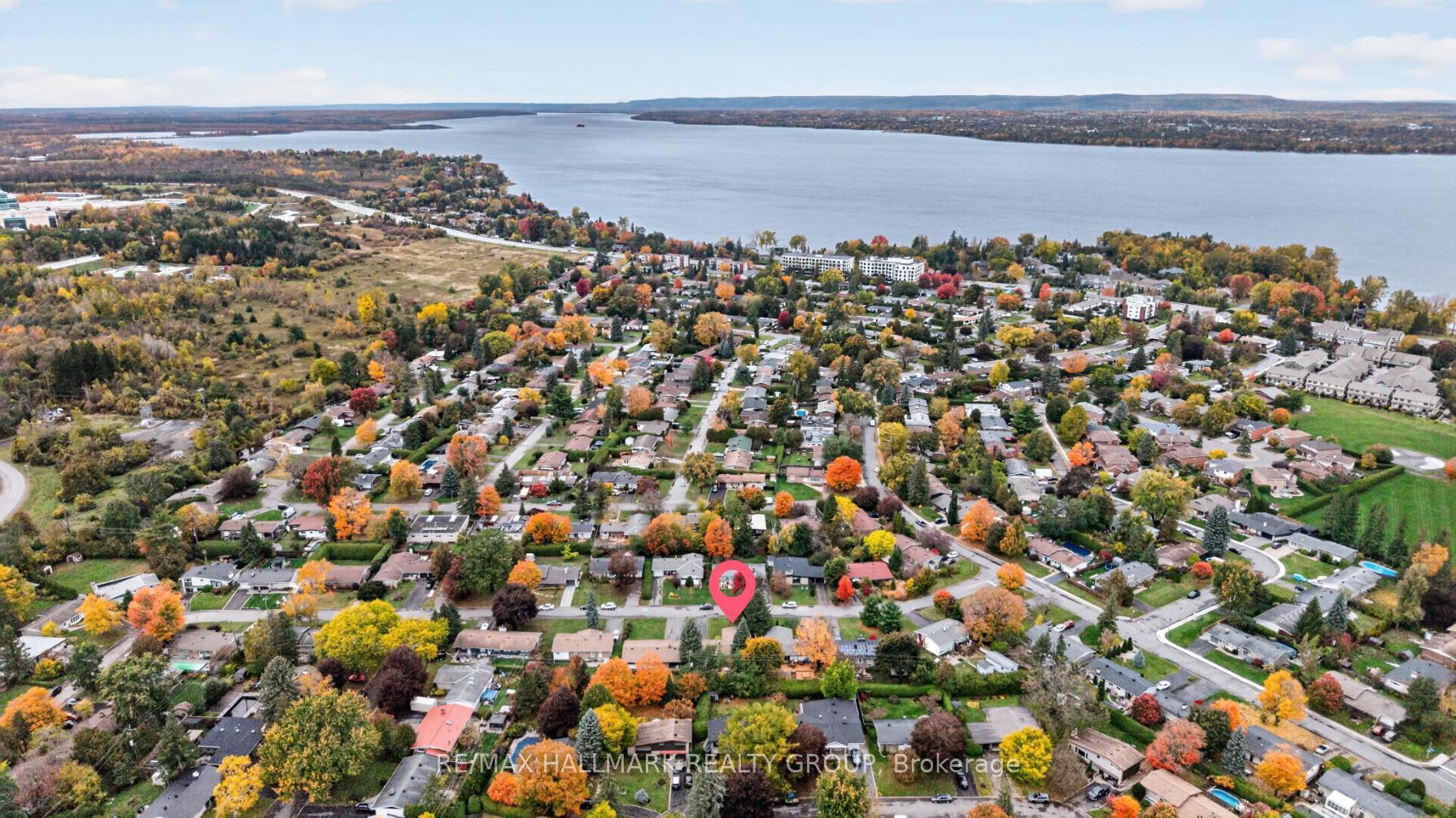 Photo 35 of 9 Cleadon Drive, Ottawa, Crystal Beach — HOMEH