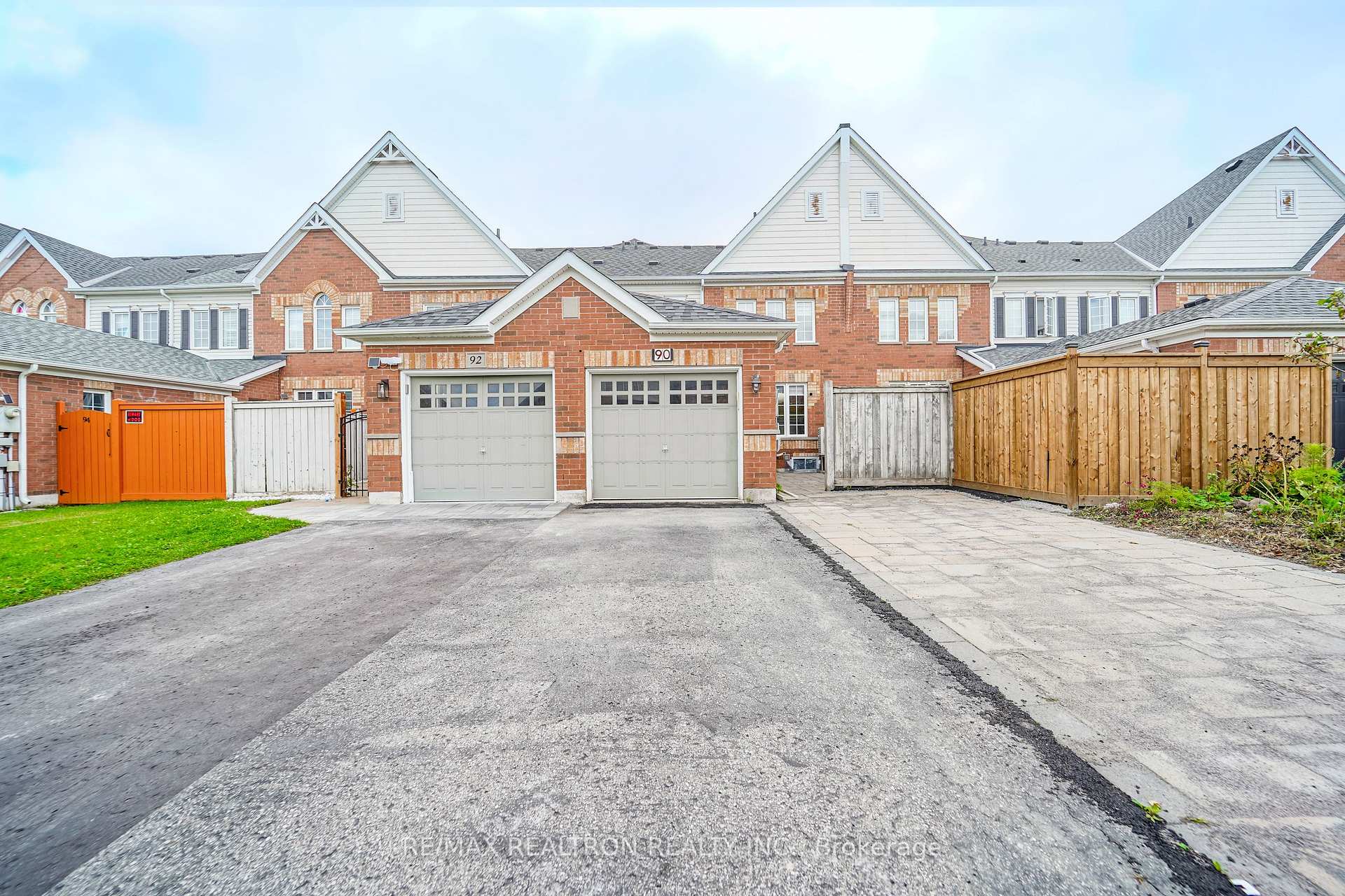 Photo 28 of 90 Williamson Drive E, Ajax, Northeast Ajax — HOMEH