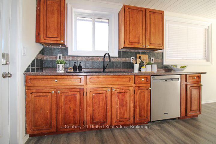 Photo 22 of 34 Cliffside Drive, Kawartha Lakes, Emily — HOMEH