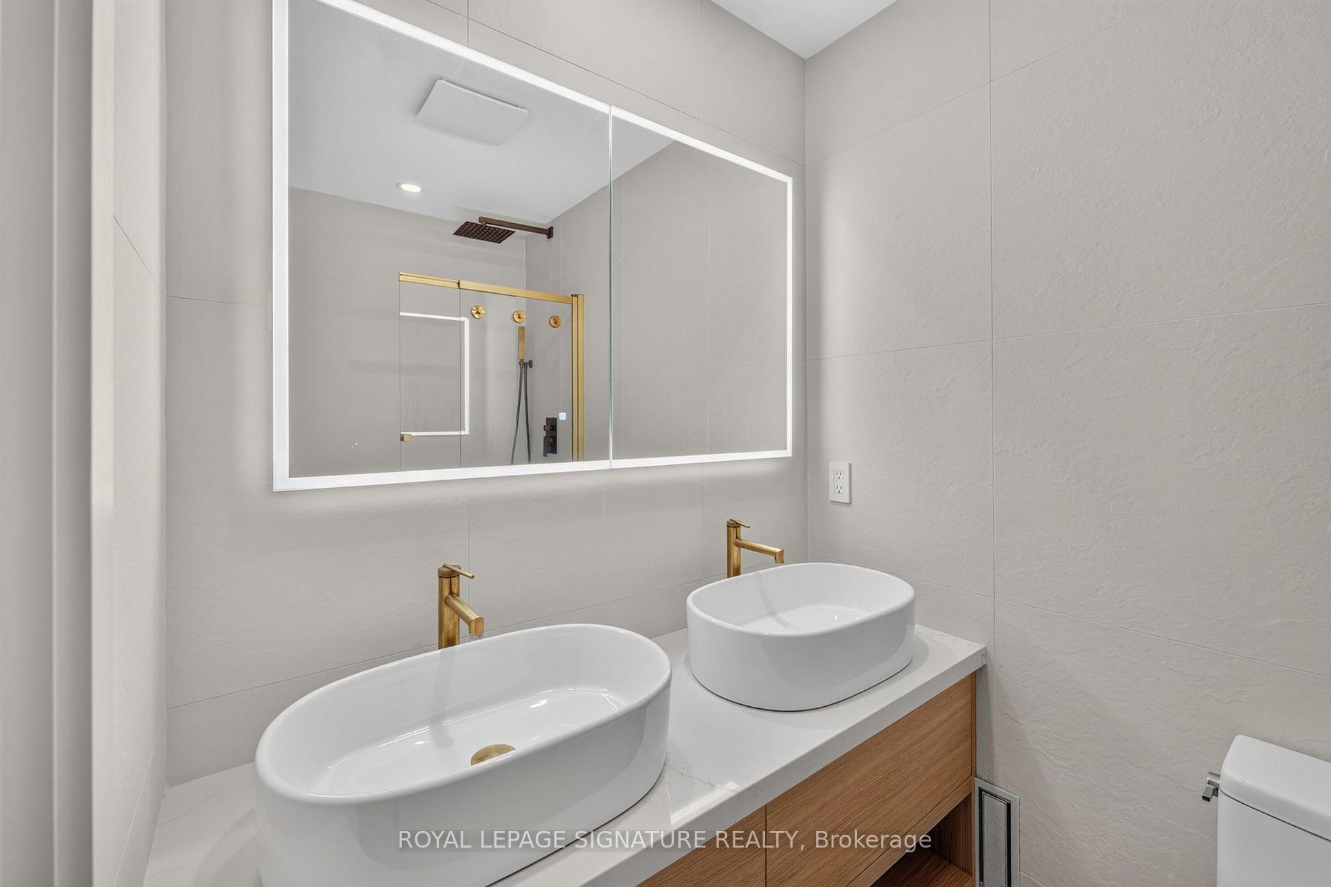 Photo 13 of Unit 706, 33 Shore Breeze Drive, Etobicoke, Mimico — HOMEH