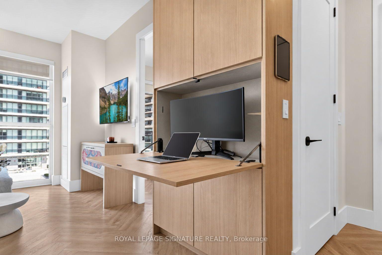 Photo 14 of Unit 706, 33 Shore Breeze Drive, Etobicoke, Mimico — HOMEH