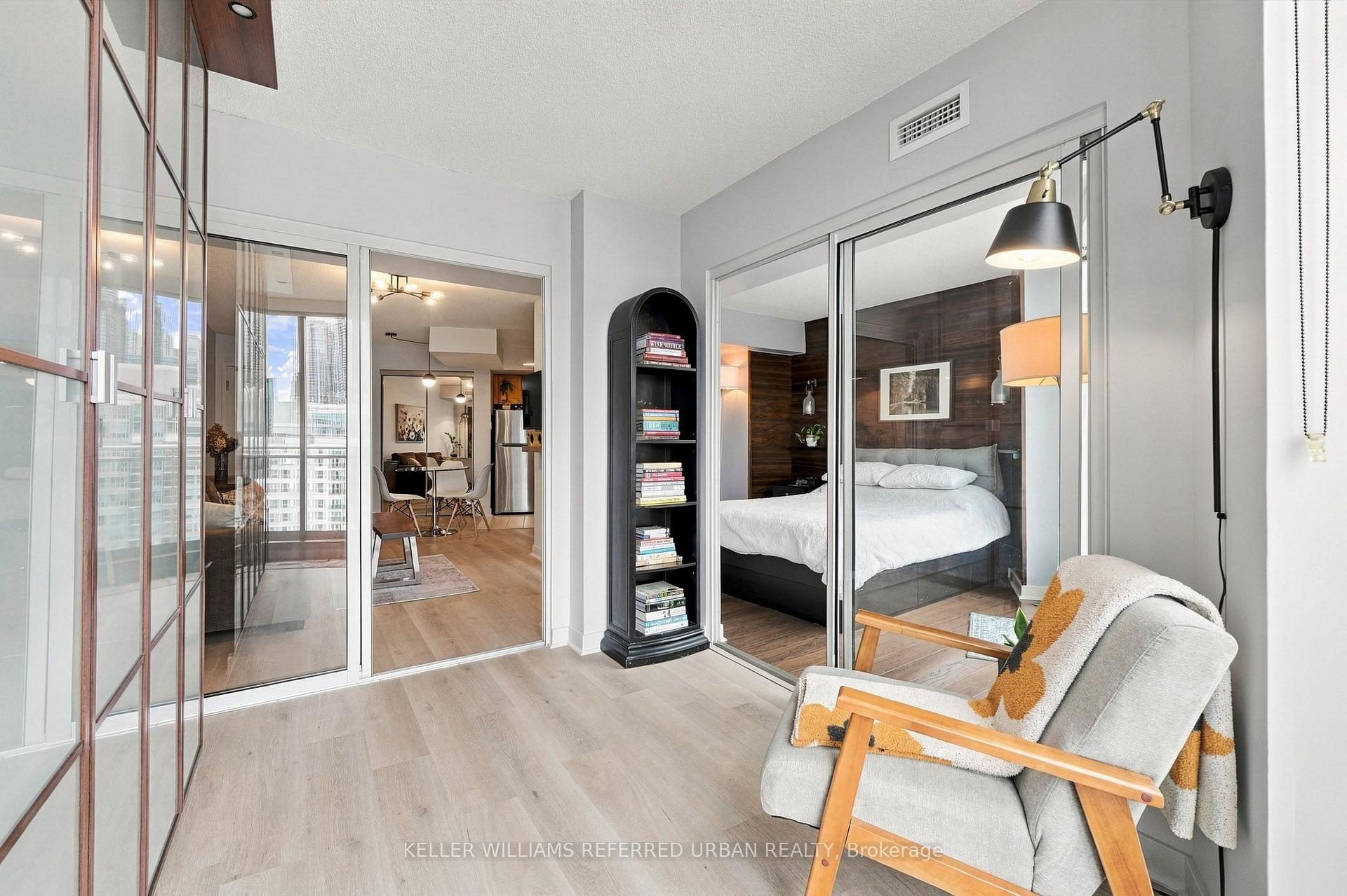 Photo 17 of Unit 1102, 650 Queens Quay W, Toronto, Niagara — HOMEH