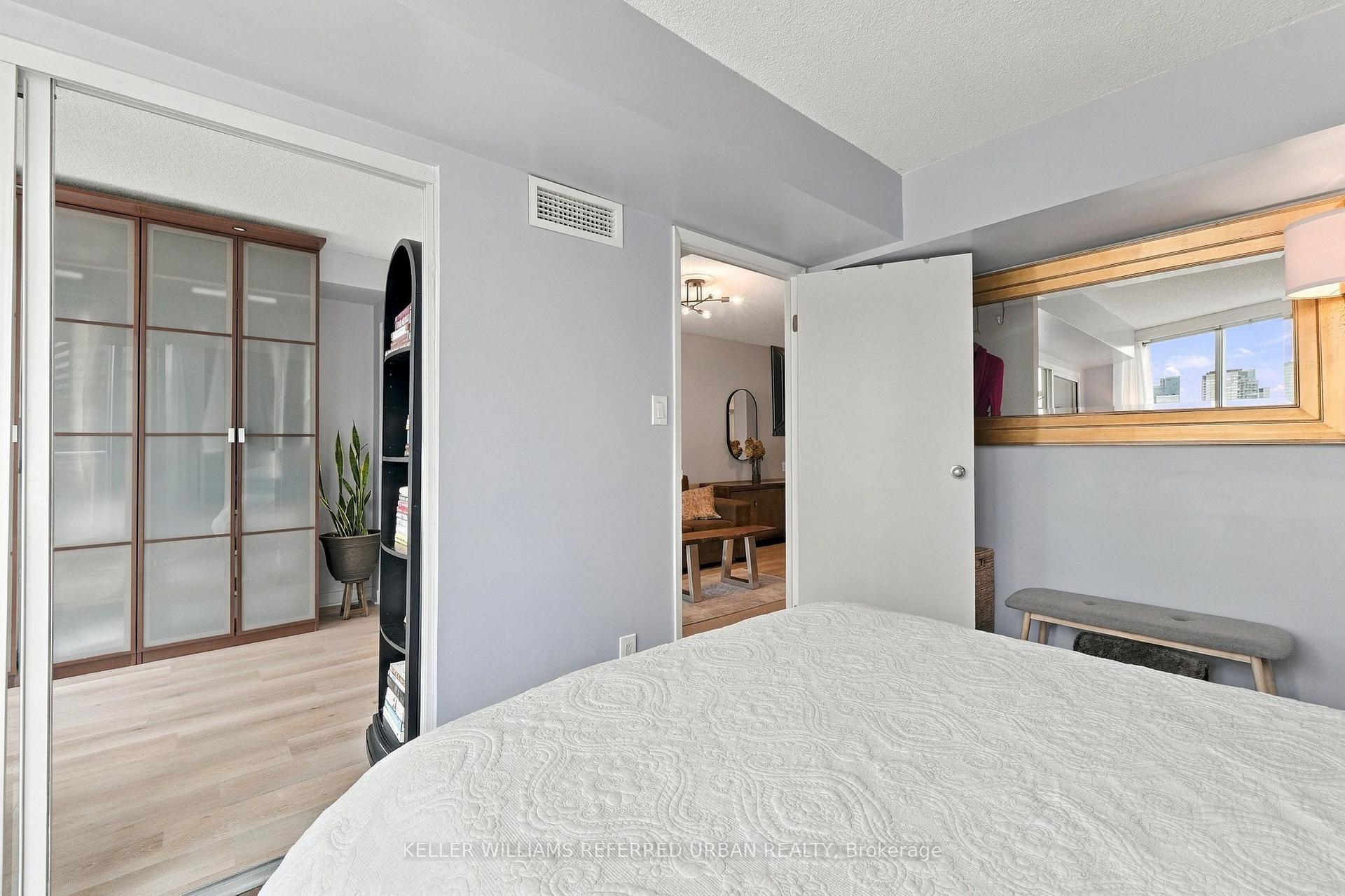 Photo 20 of Unit 1102, 650 Queens Quay W, Toronto, Niagara — HOMEH