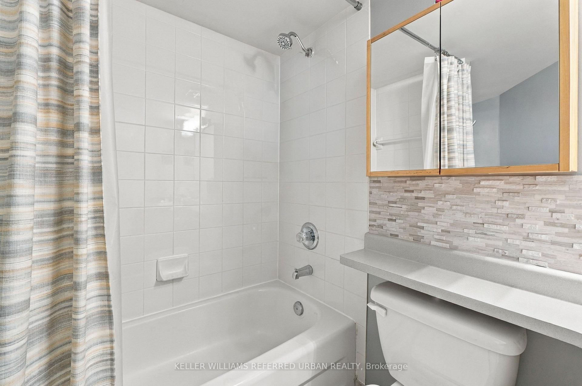 Photo 22 of Unit 1102, 650 Queens Quay W, Toronto, Niagara — HOMEH