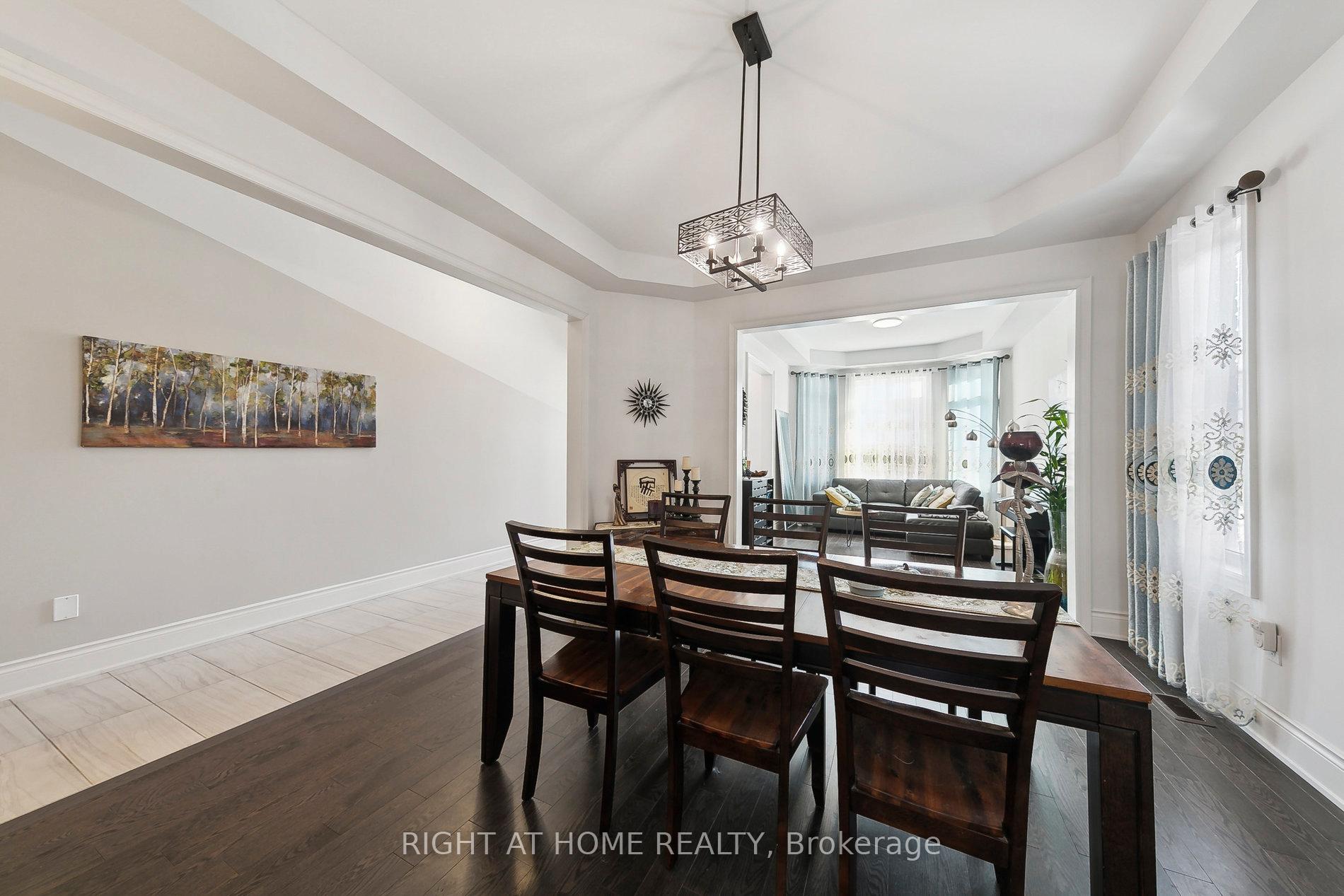 Photo 5 of 247 Humphrey Street, Hamilton, Waterdown — HOMEH