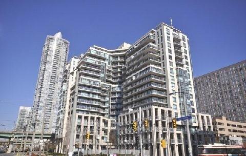Photo of Unit 619, 410 Queens Quay W