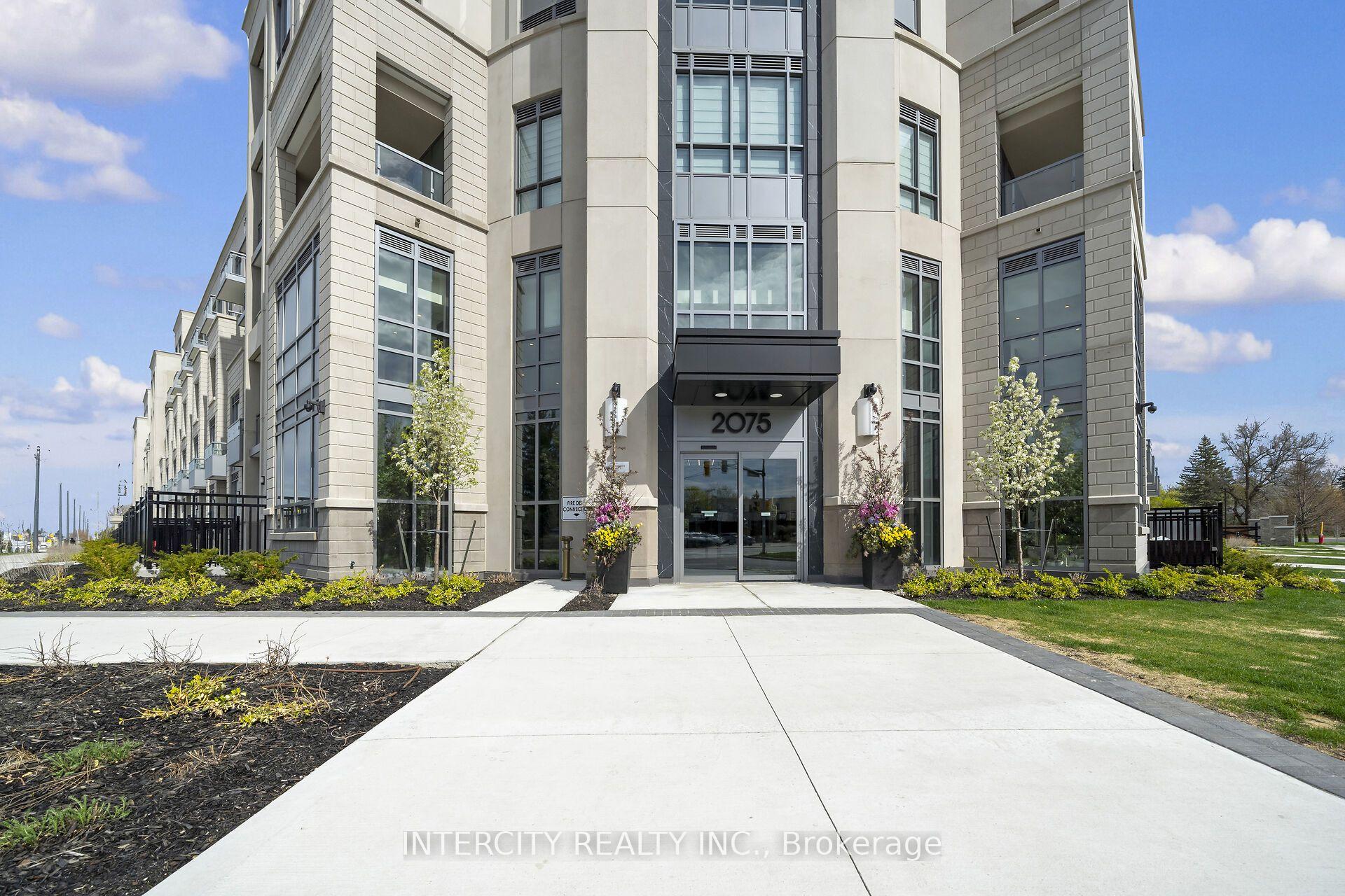 Photo 2 of Unit 609, 2075 King Road, King, King City — HOMEH