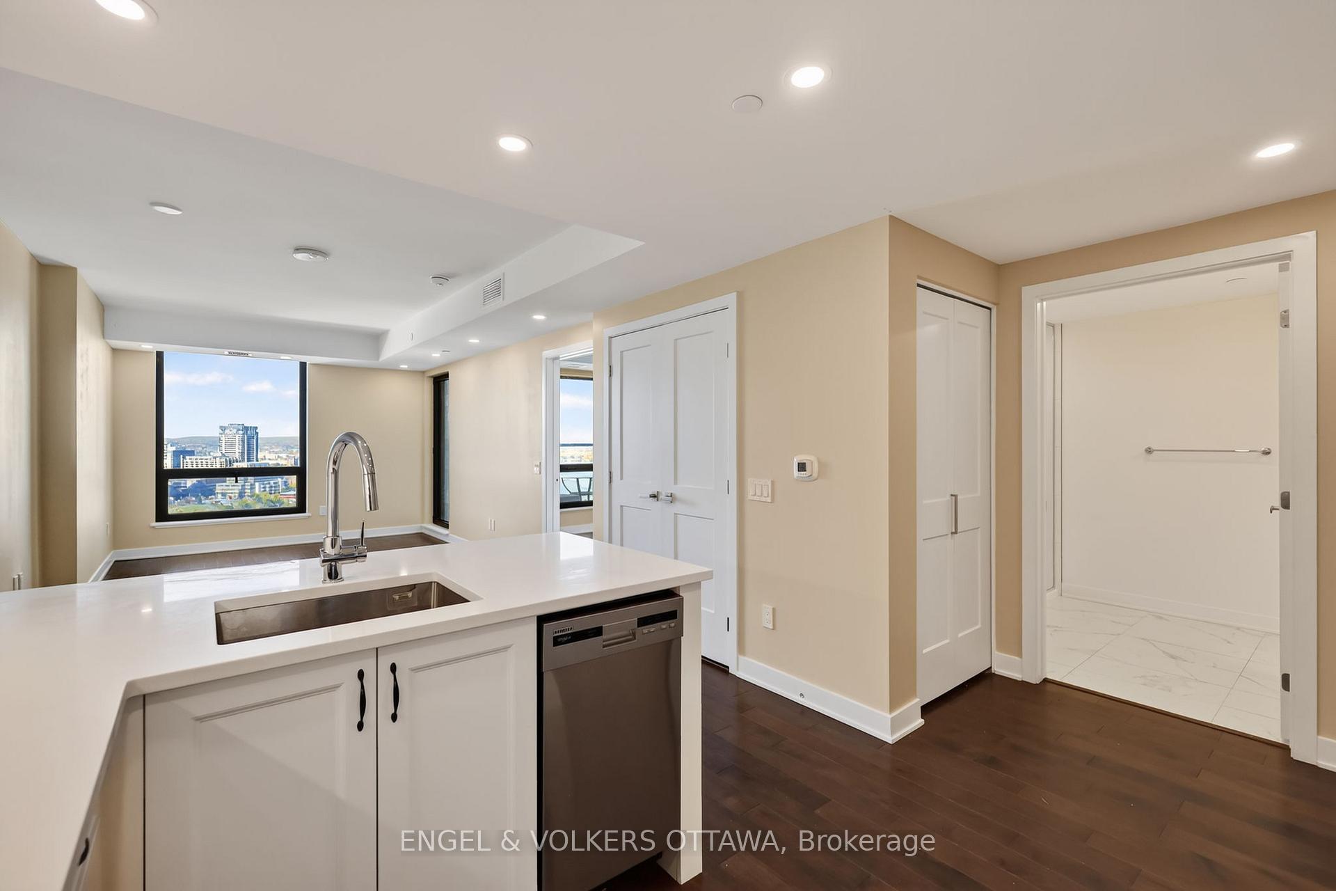 Photo 9 of Unit 2104, 340 Queen Street, Ottawa, Ottawa Centre — HOMEH