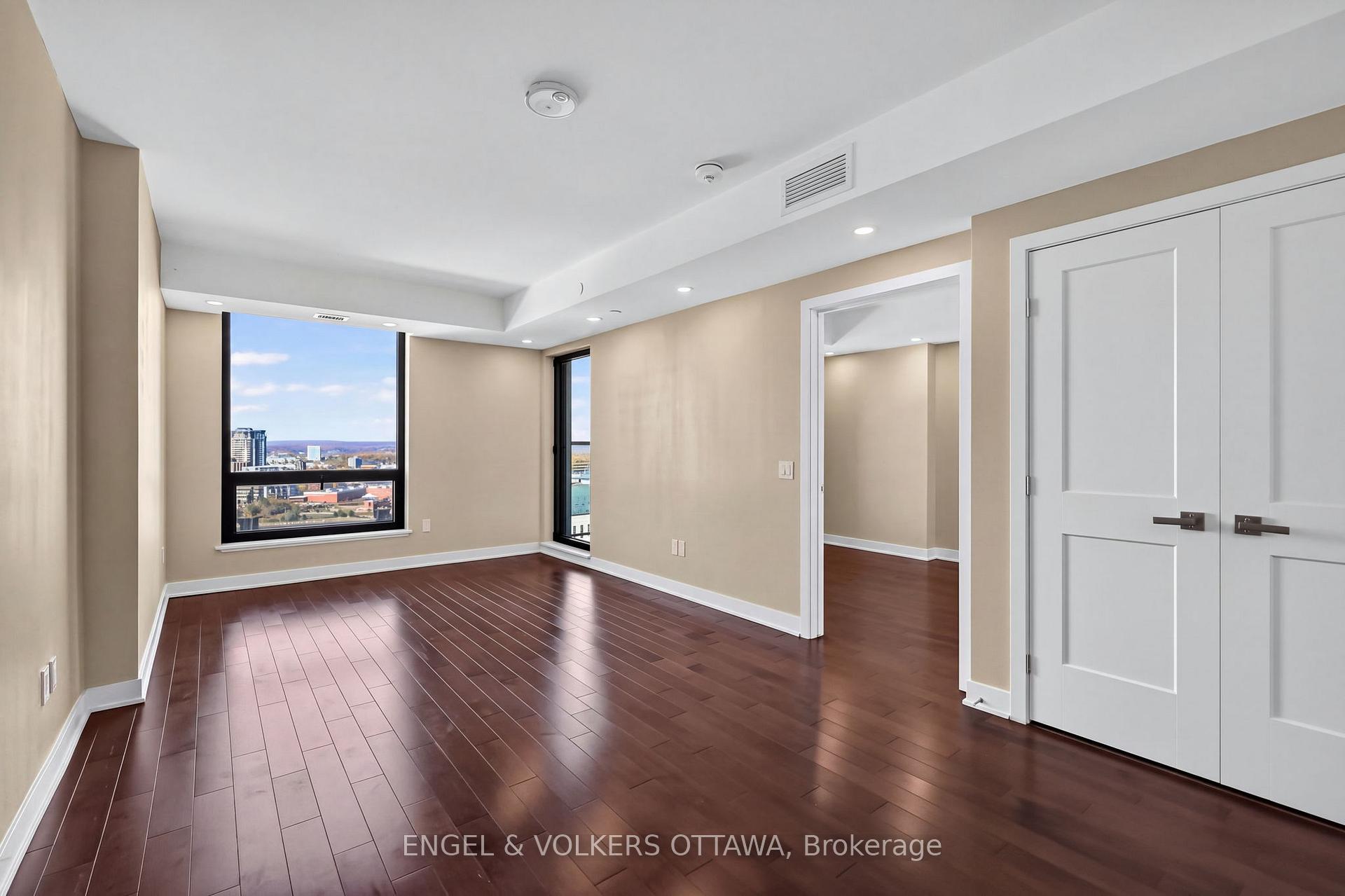 Photo 13 of Unit 2104, 340 Queen Street, Ottawa, Ottawa Centre — HOMEH