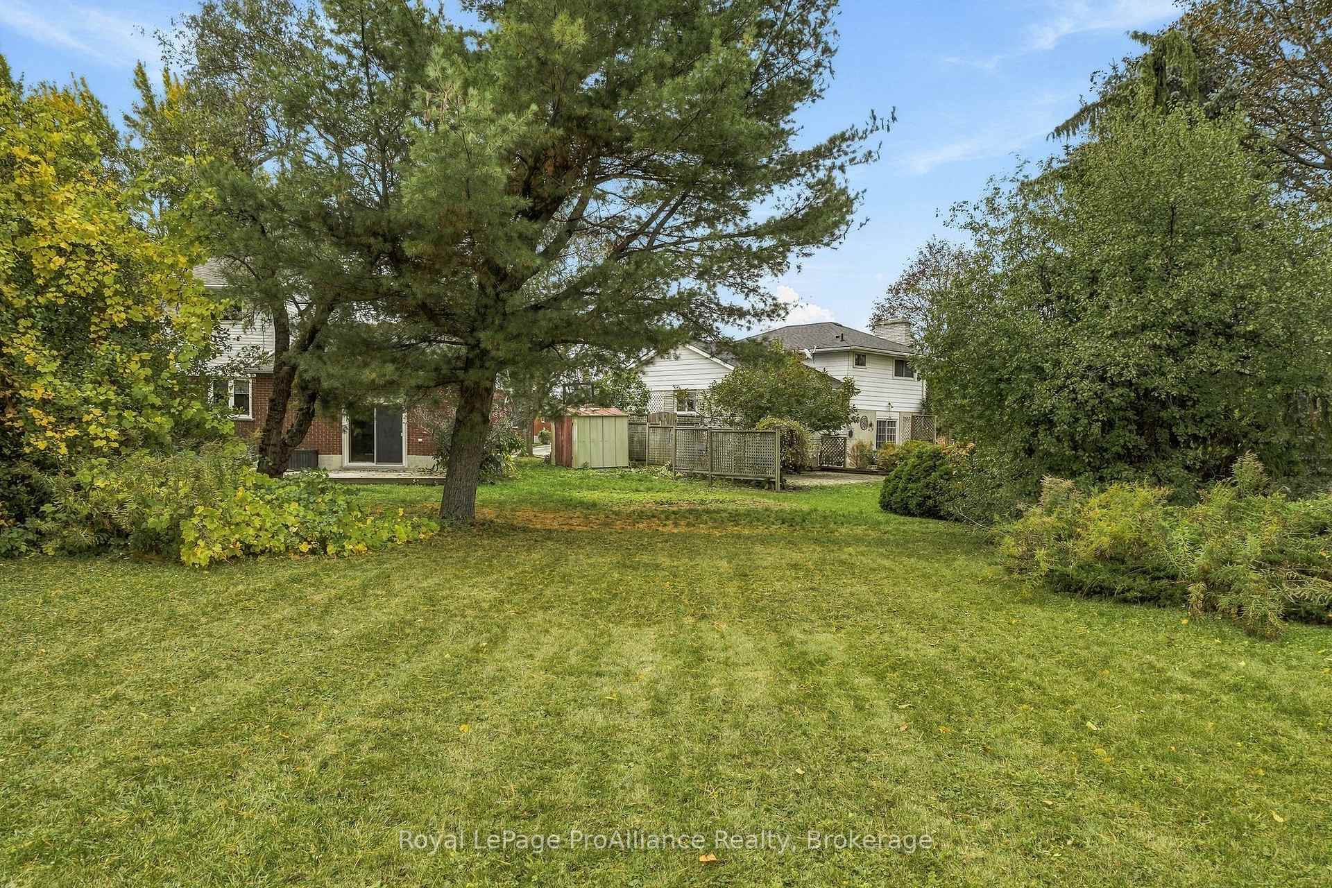Photo 35 of 12 Thorncliffe Drive, Belleville, Belleville Ward — HOMEH
