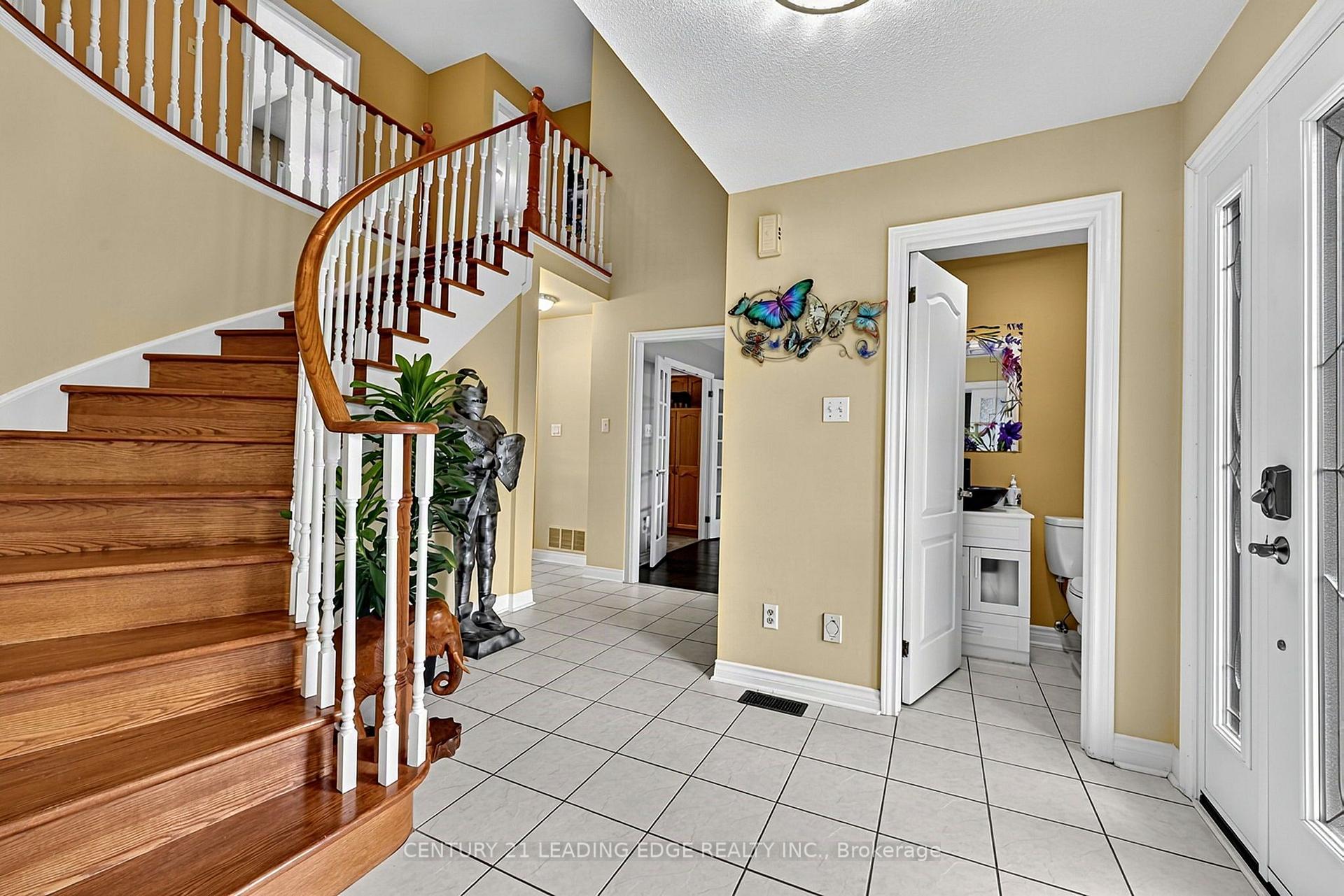 Photo 7 of 48 Broadview Avenue, Georgina, Historic Lakeshore Communities — HOMEH