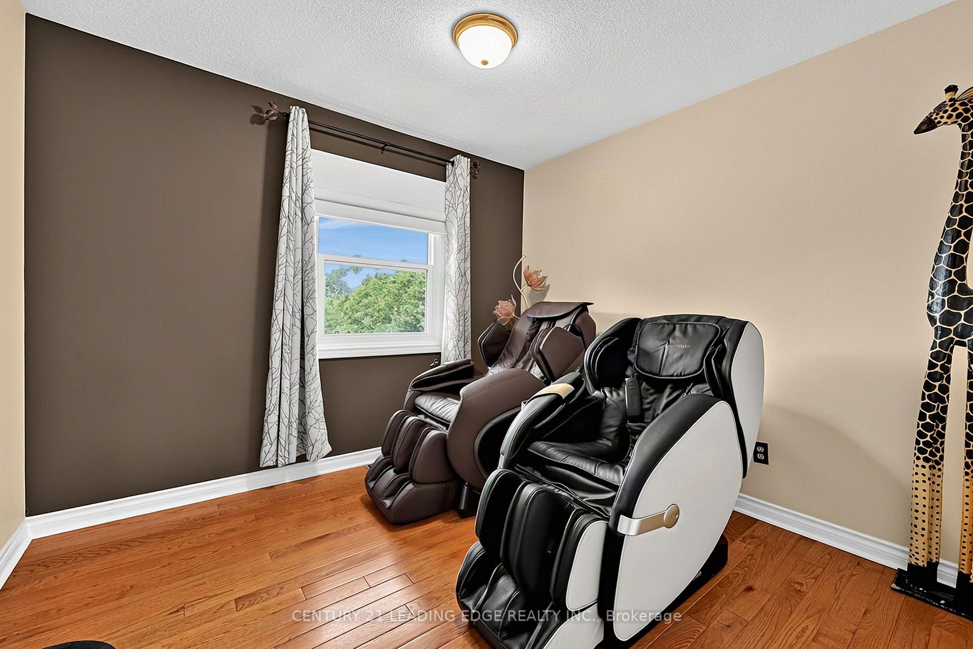 Photo 29 of 48 Broadview Avenue, Georgina, Historic Lakeshore Communities — HOMEH