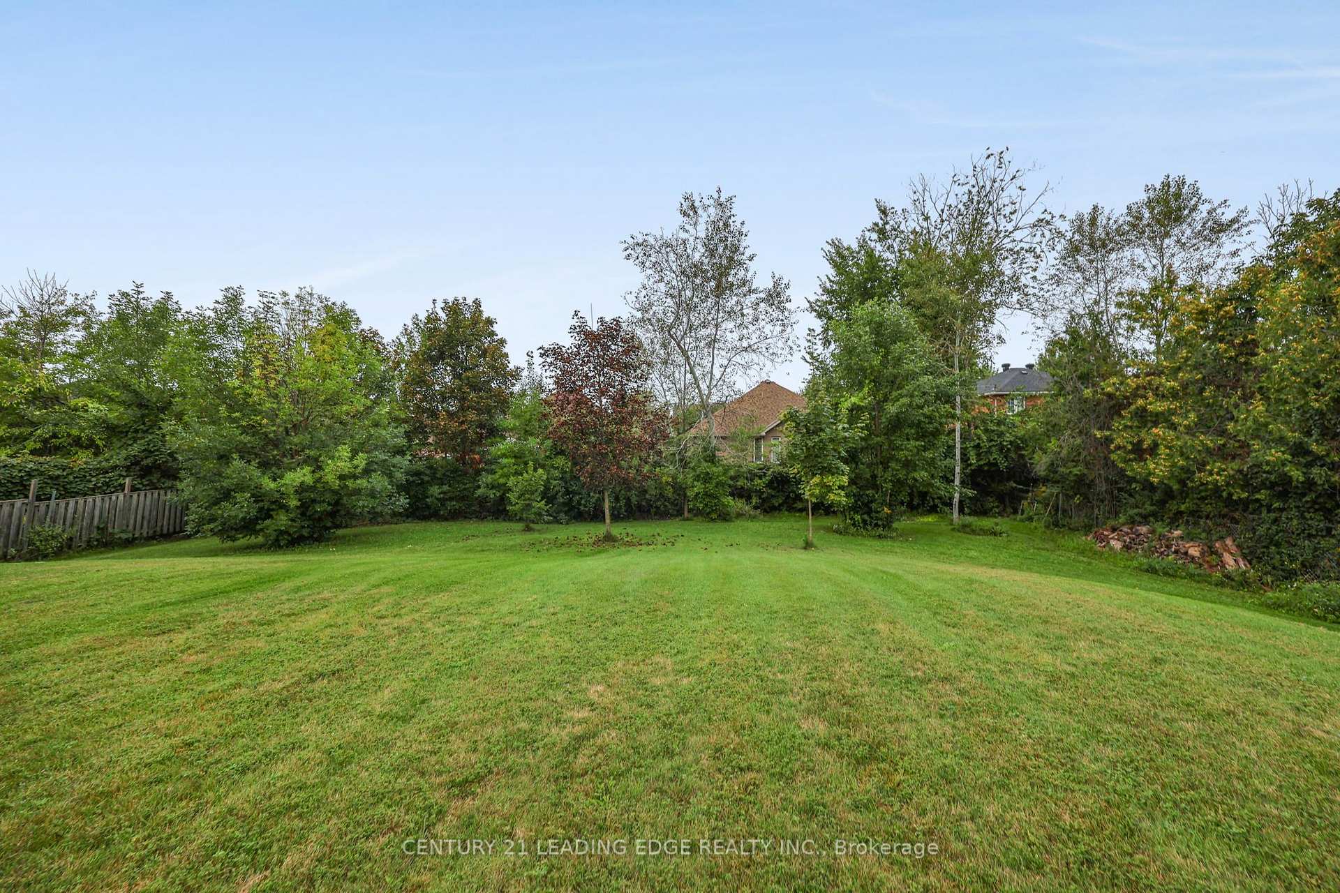 Photo 39 of 48 Broadview Avenue, Georgina, Historic Lakeshore Communities — HOMEH