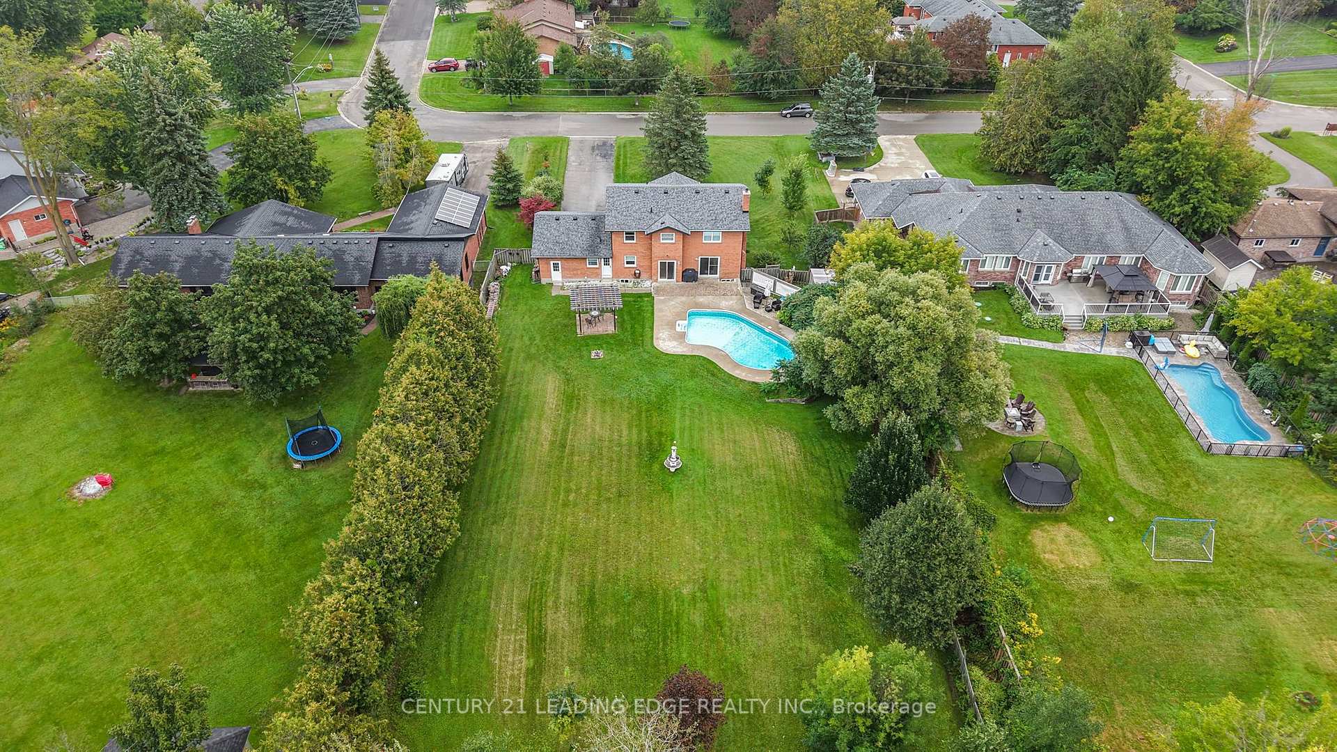Photo 46 of 48 Broadview Avenue, Georgina, Historic Lakeshore Communities — HOMEH