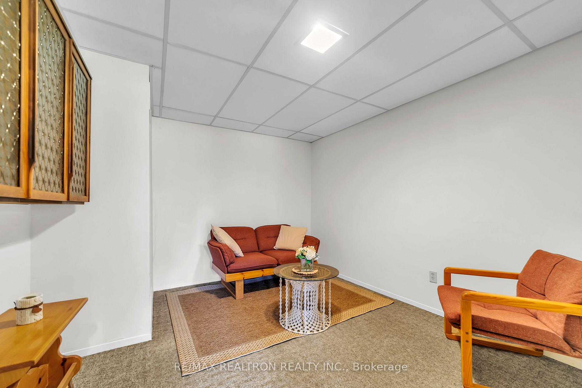 Photo 39 of 114 Golf Links Drive S, Aurora, Aurora Highlands — HOMEH