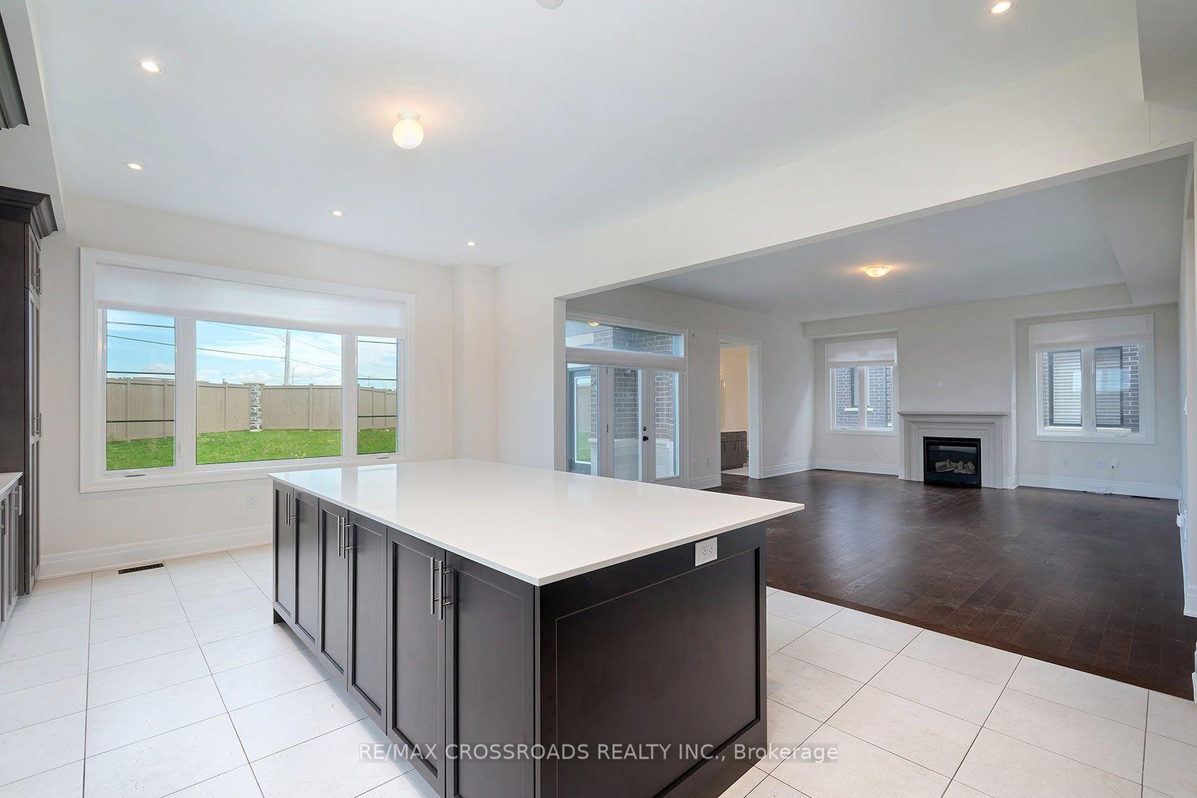 Photo 12 of 65 Terravista Crescent, Vaughan, Vellore Village — HOMEH