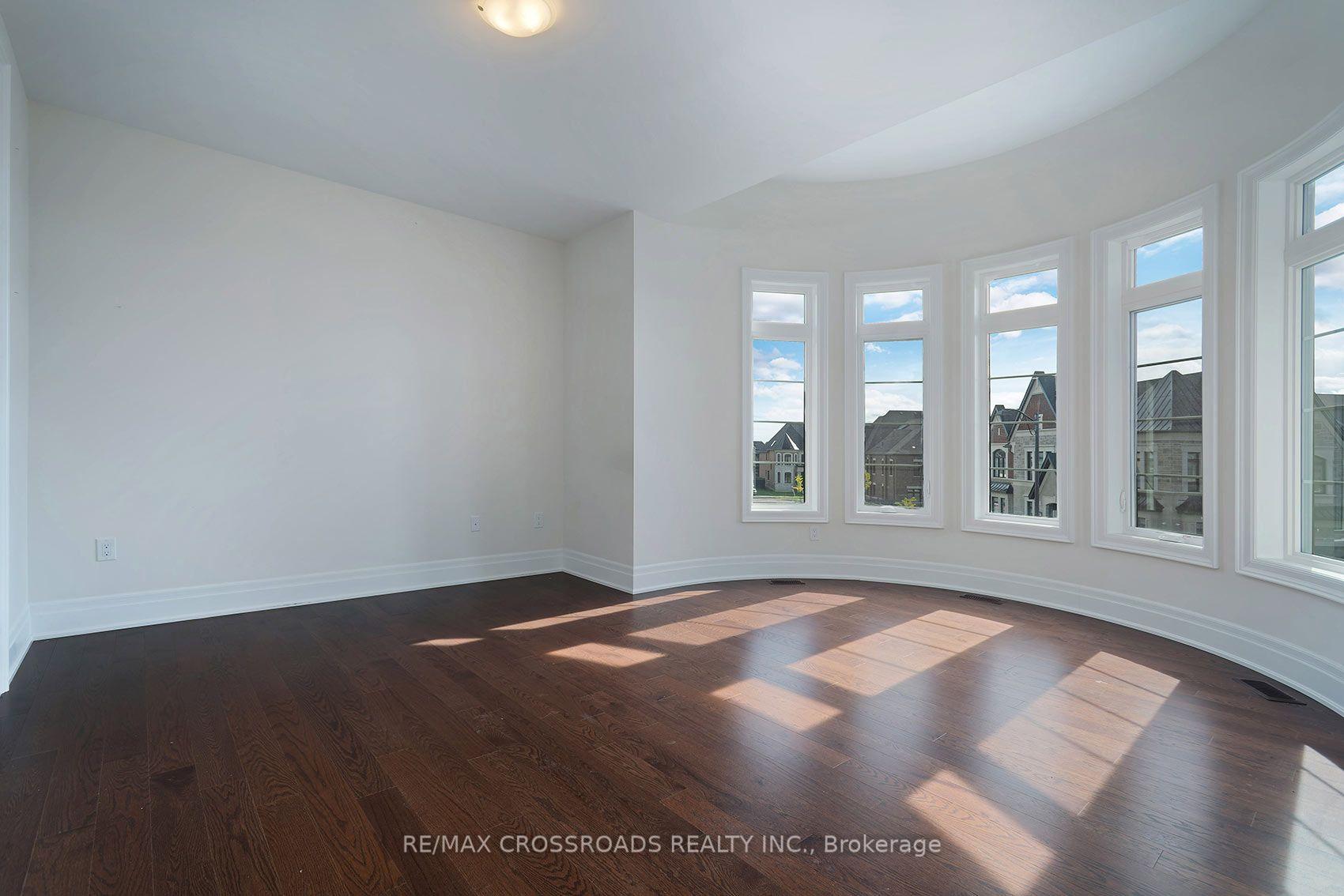Photo 37 of 65 Terravista Crescent, Vaughan, Vellore Village — HOMEH