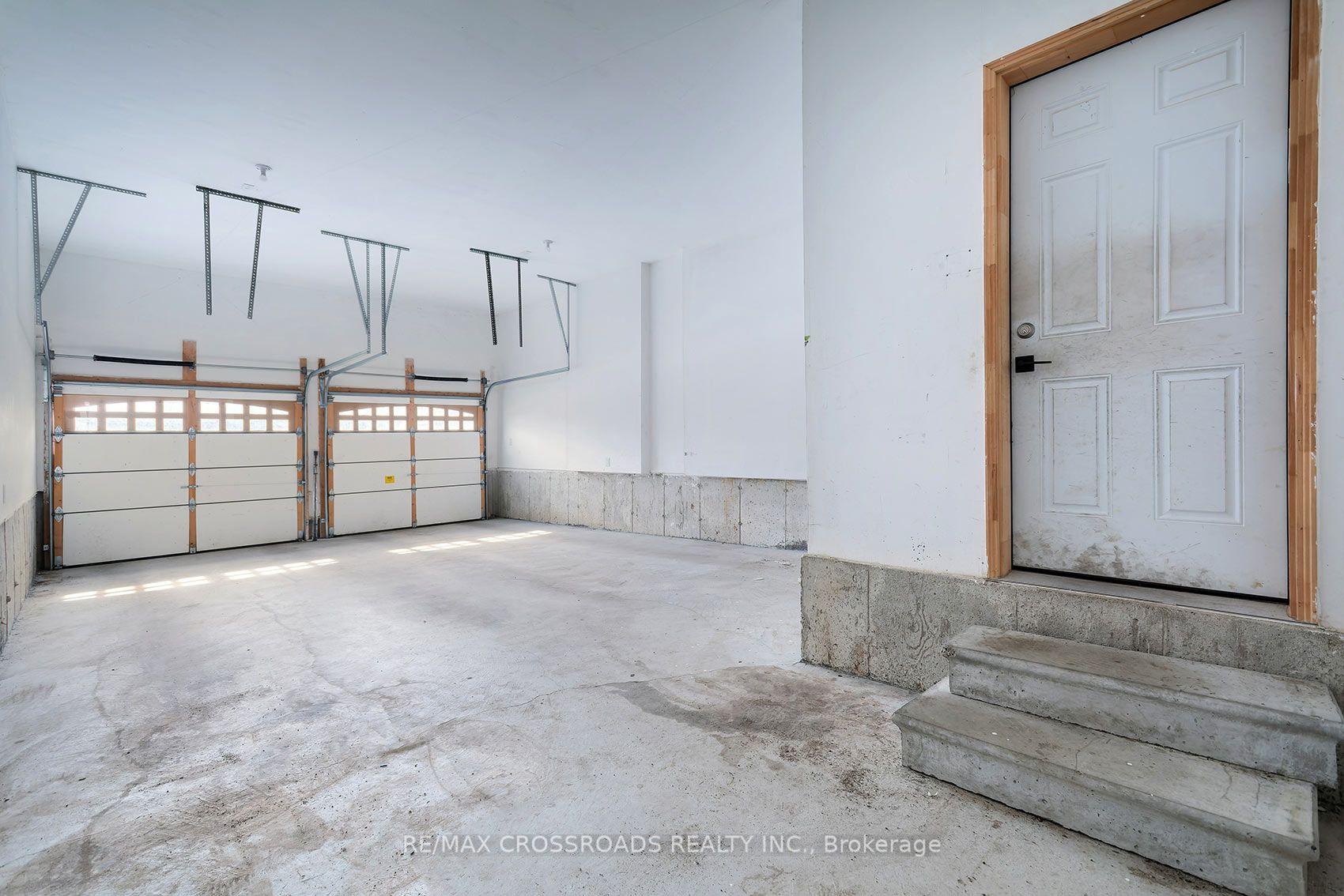 Photo 43 of 65 Terravista Crescent, Vaughan, Vellore Village — HOMEH