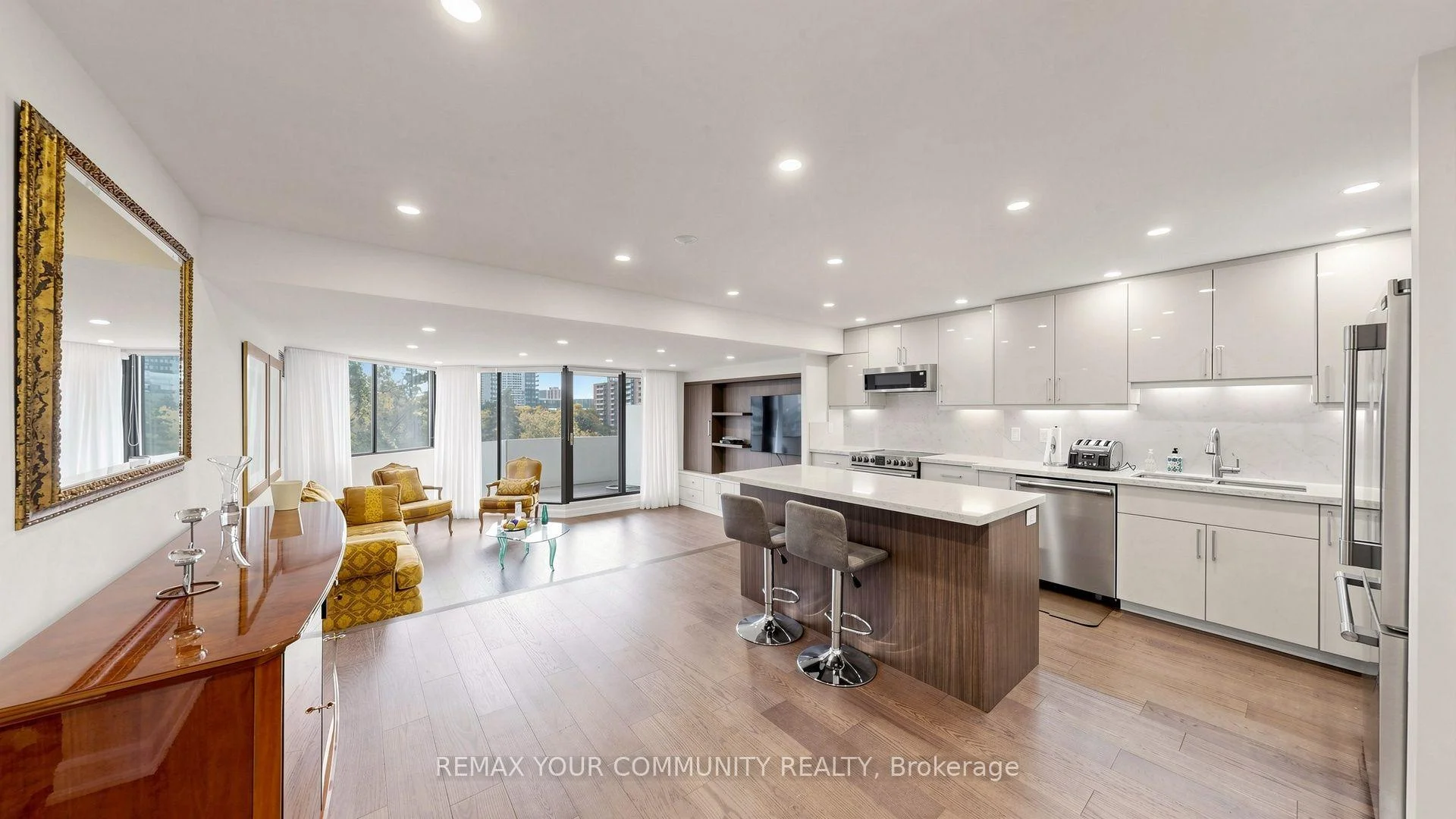 Photo of Unit 608, 70 Baif Boulevard
