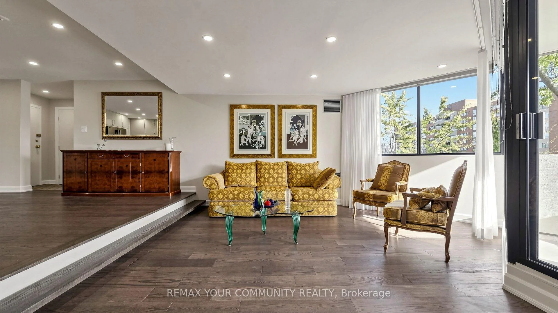 Photo 8 of Unit 608, 70 Baif Boulevard, Richmond Hill, North Richvale — HOMEH