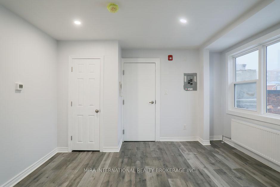 Photo 2 of Unit 302, 210 Carlton Street, Toronto, Cabbagetown-South St. James Town — HOMEH