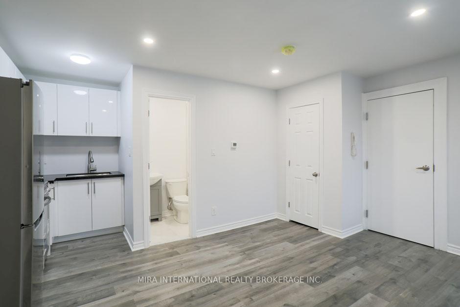 Photo 5 of Unit 302, 210 Carlton Street, Toronto, Cabbagetown-South St. James Town — HOMEH