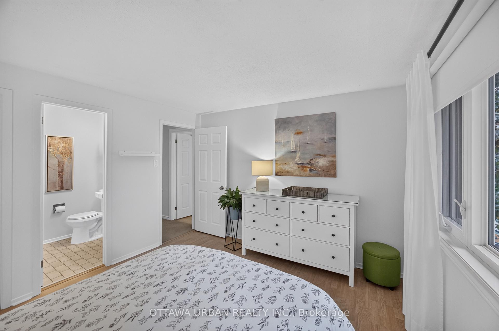 Photo 19 of 6057 Willowbark Drive, Ottawa, Chapel Hill — HOMEH