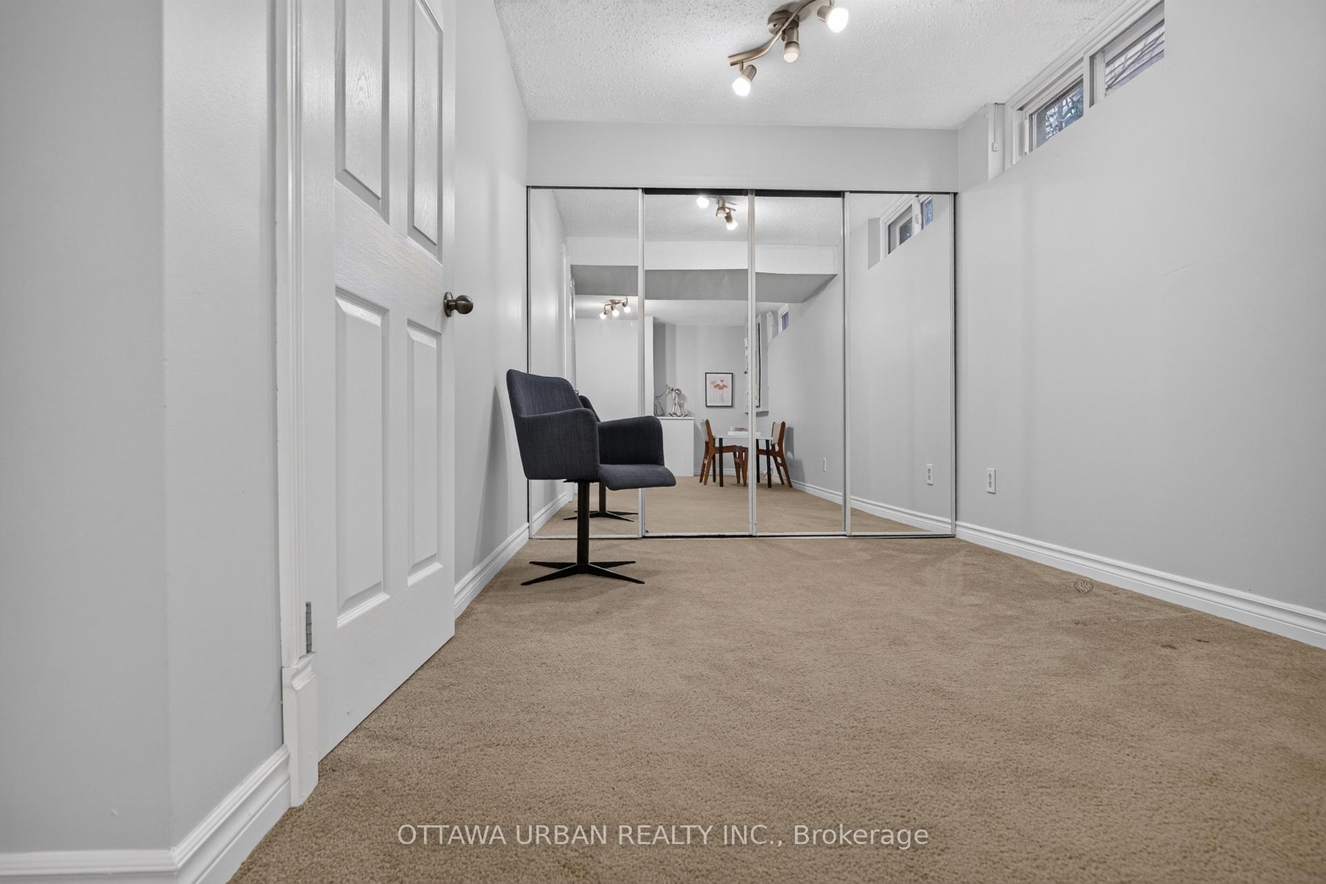 Photo 29 of 6057 Willowbark Drive, Ottawa, Chapel Hill — HOMEH