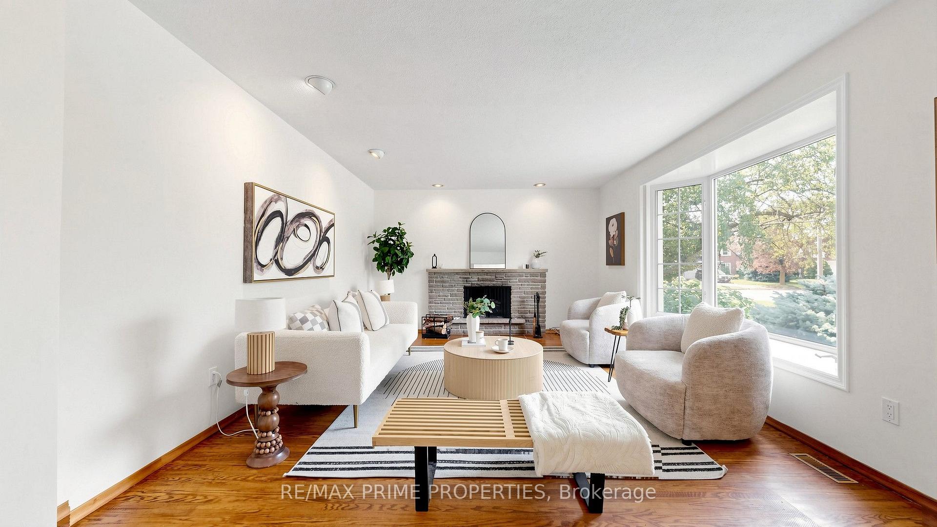 Photo 4 of 3 Leeswood Crescent E, Scarborough, Agincourt North — HOMEH