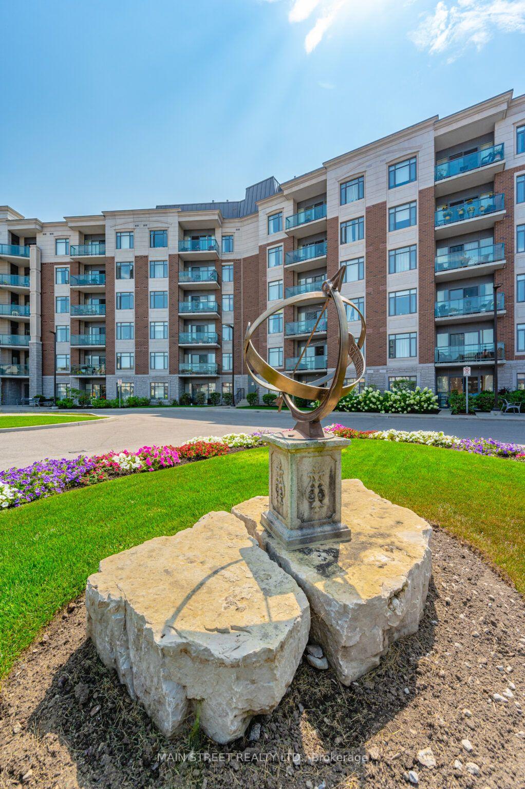 Photo 3 of Unit 218, 429 William Graham Drive, Aurora, Rural Aurora — HOMEH